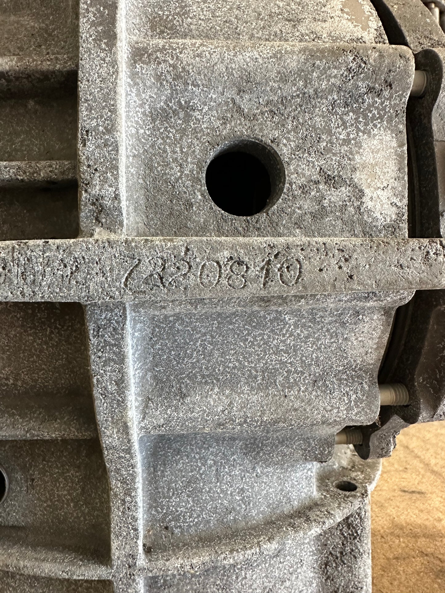 Genuine Porsche type 915.12 gearbox case and gear housing for 4-speed 1972 MY 911