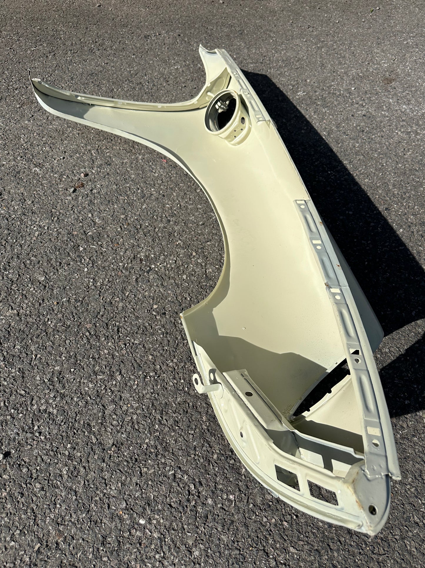 Genuine Porsche wing for 911 (F-model), cream, LH