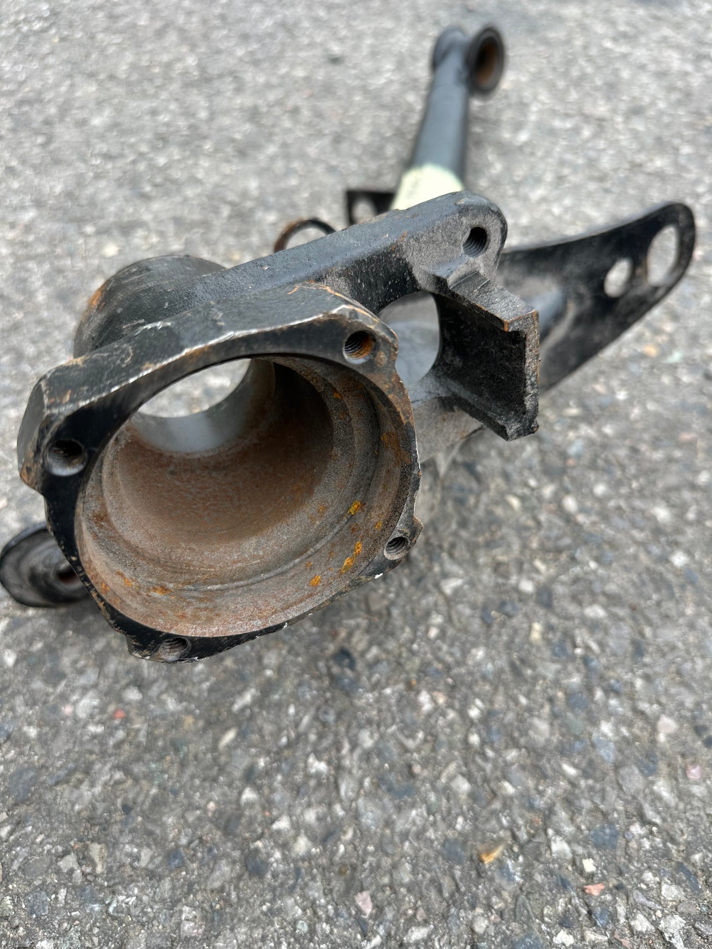 Pair of genuine Porsche trailing arms for 1965-68 911/912