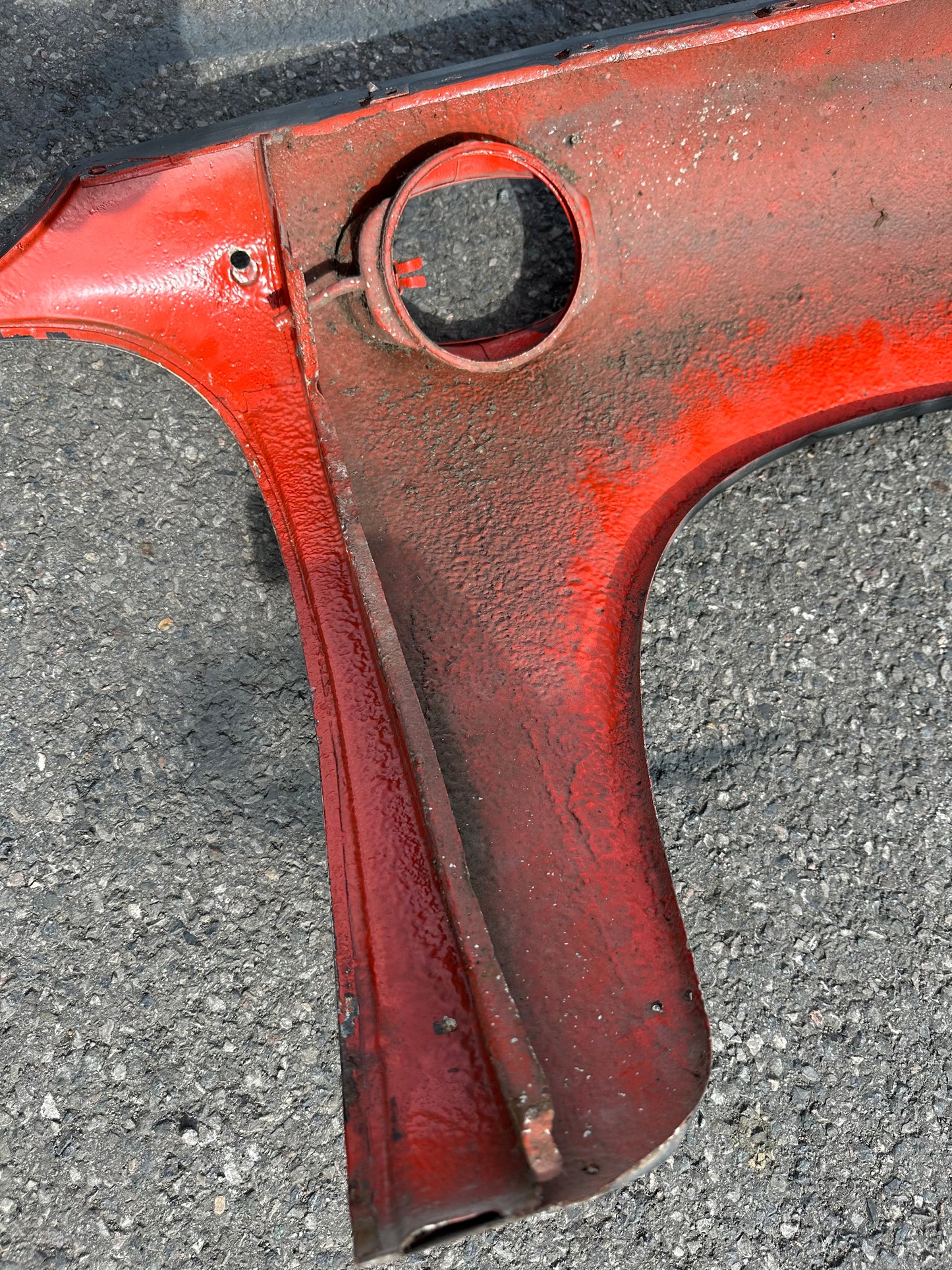Pair of genuine Porsche wings for 911 (F-model), repaired, LH, p/n 901.503.031.23