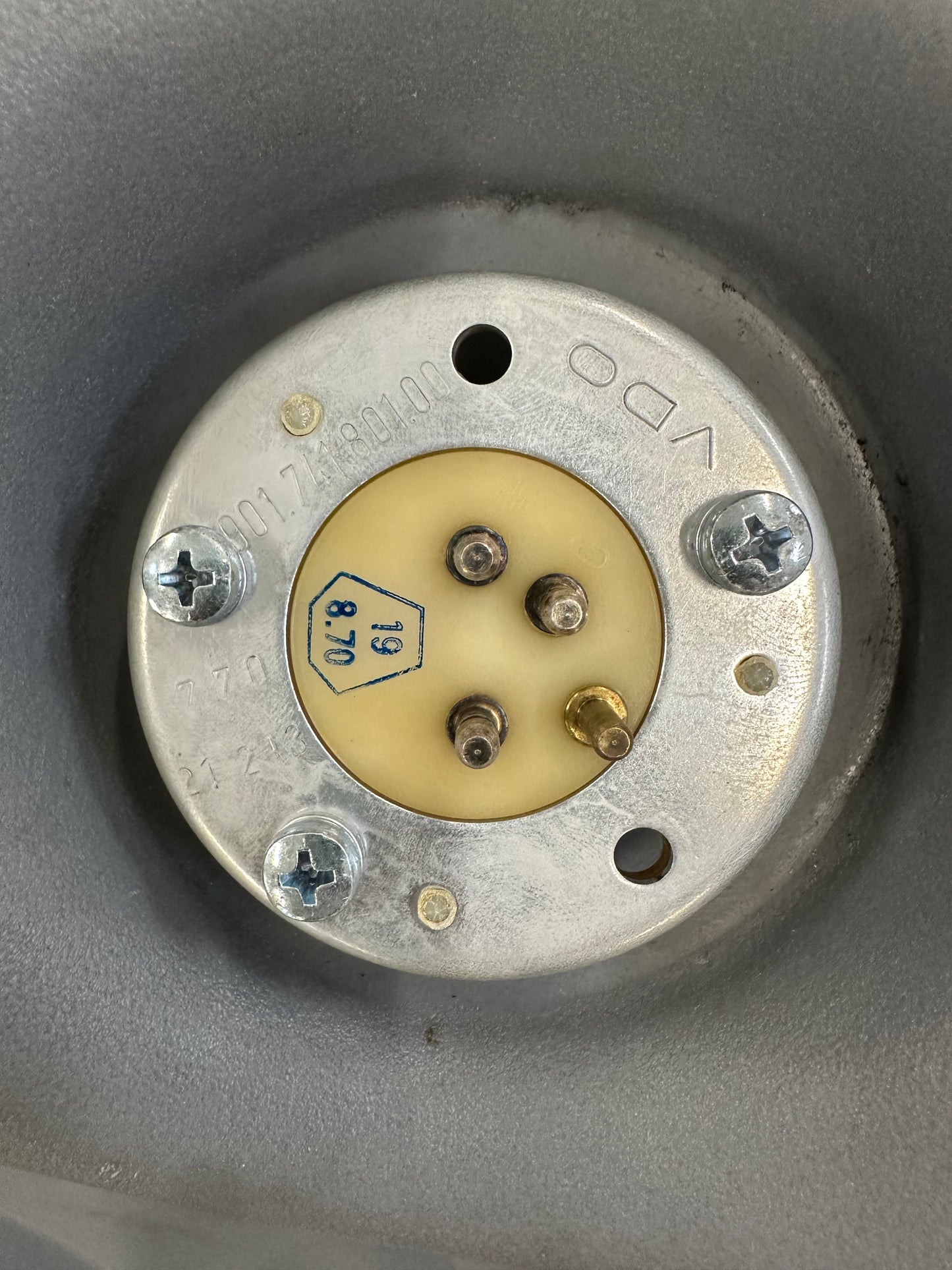 110l reproduction fuel tank with genuine Porsche 100l fuel sender, repro alu fuel cap & 'dog bowl' tank inlet