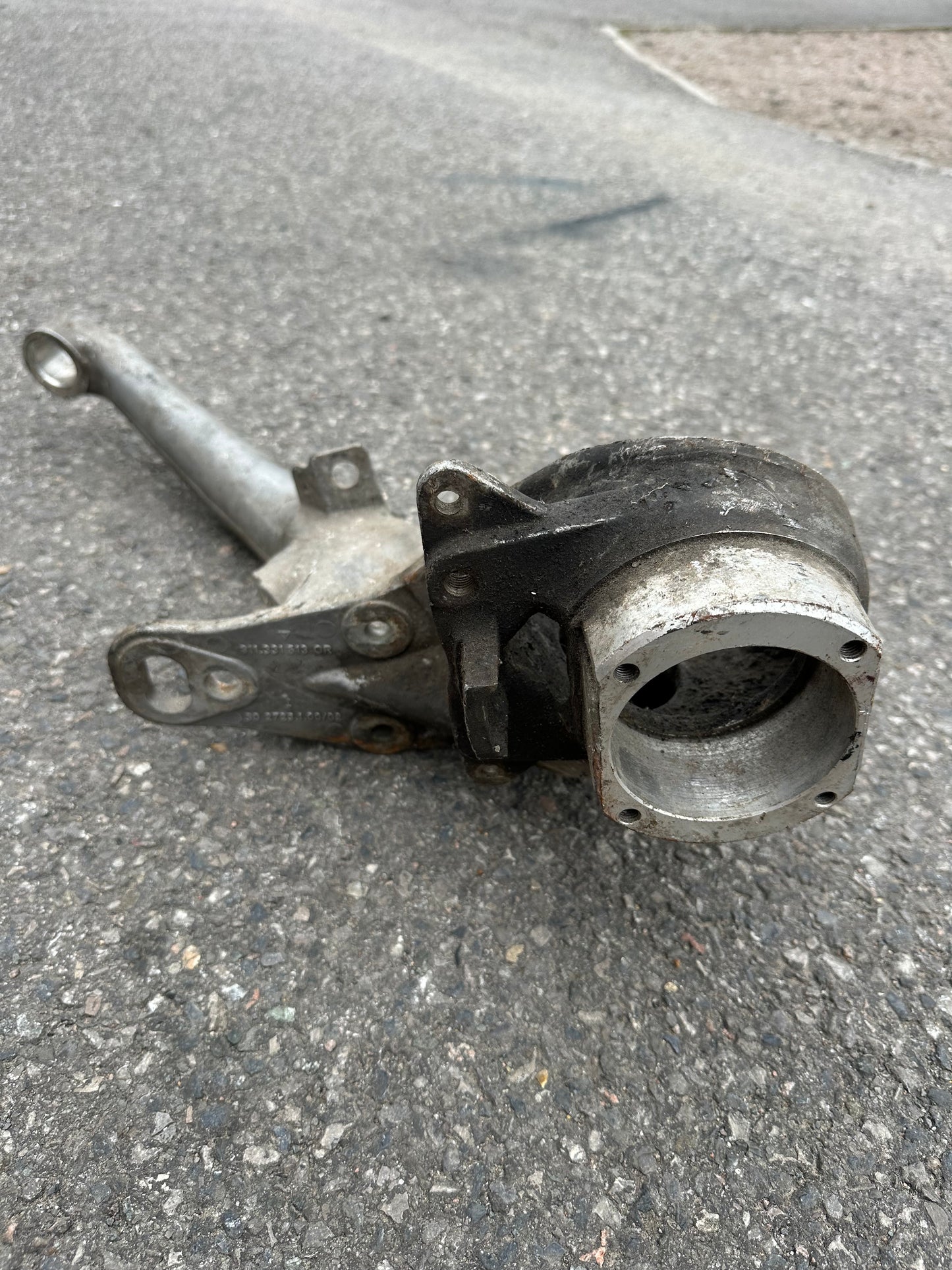 Genuine Porsche rear trailing arm (LH) for 911 G-model (1984-1986)