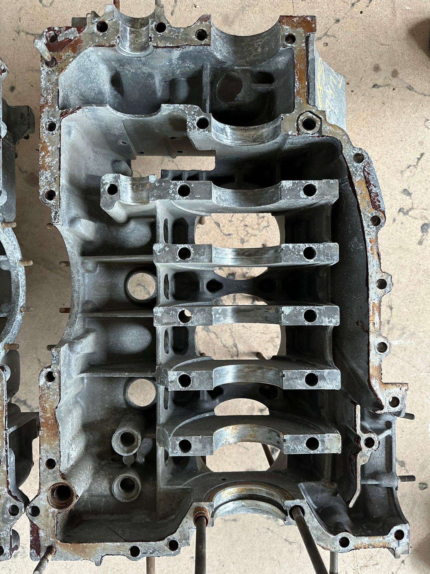 Pair of Porsche type 930/64 crankcases for 911 G-model 3.3l turbo (1979 MY / USA)