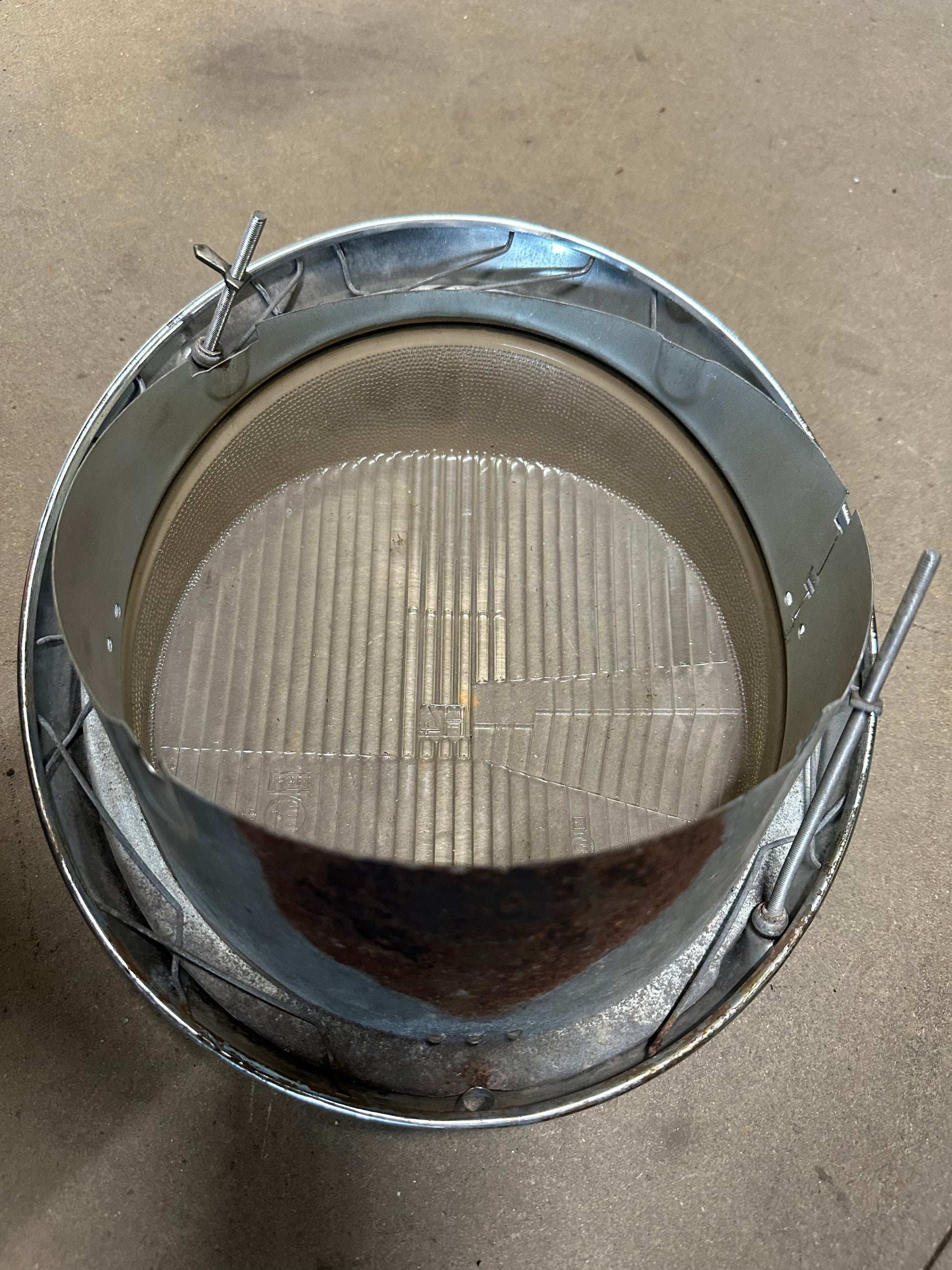 Bosch H4 lens (RHD) headlamp bucket and chrome trim ring
