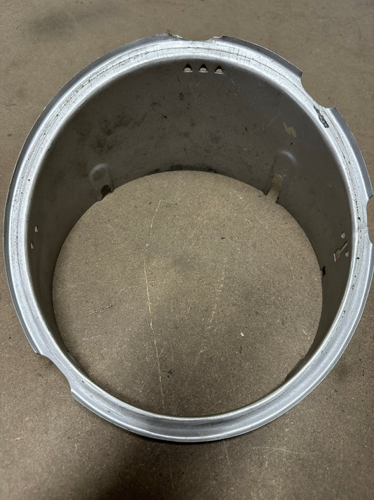 Bosch / Hella H1/H4 headlamp bucket