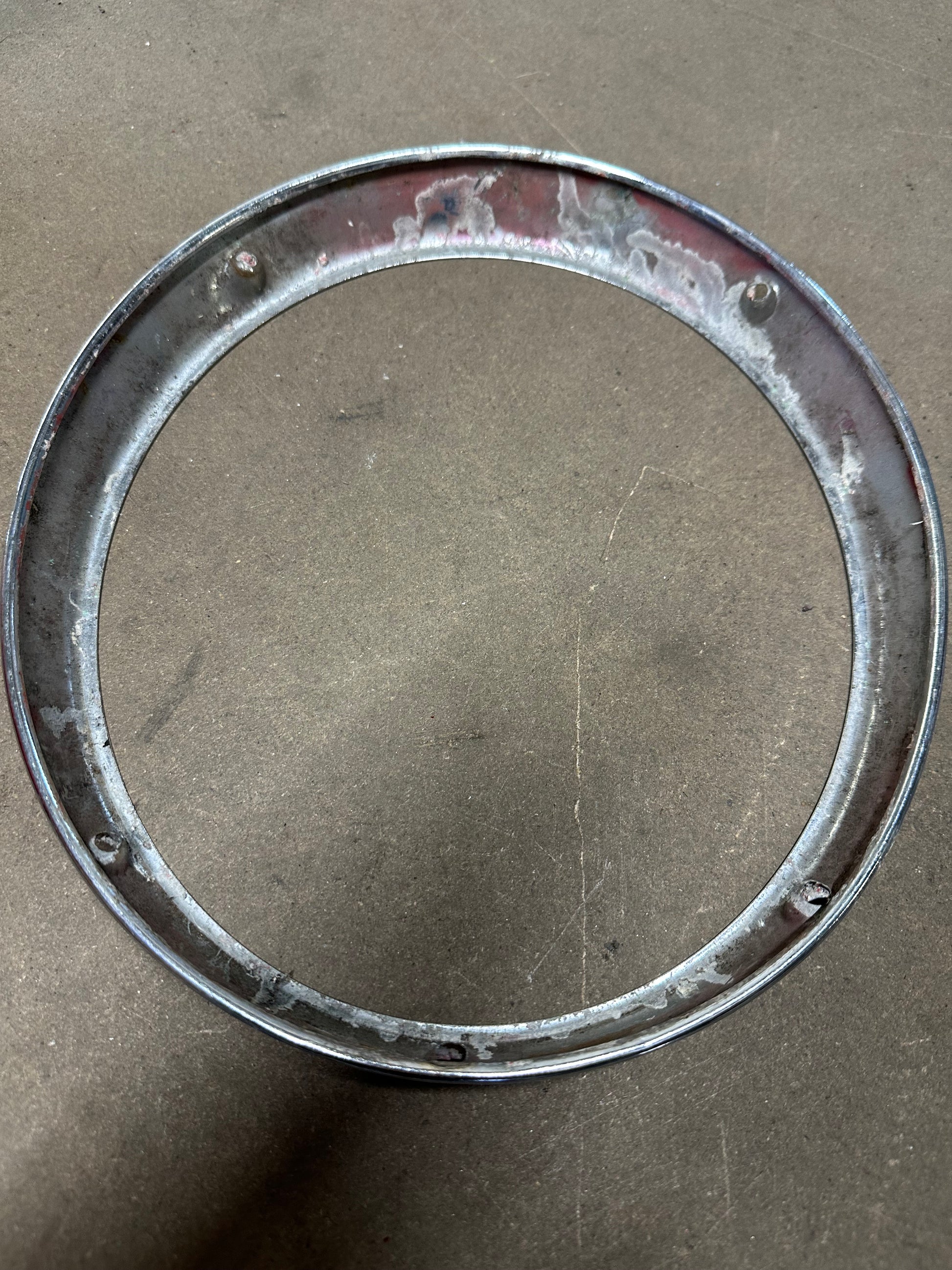 Chrome headlight ring for 911/912