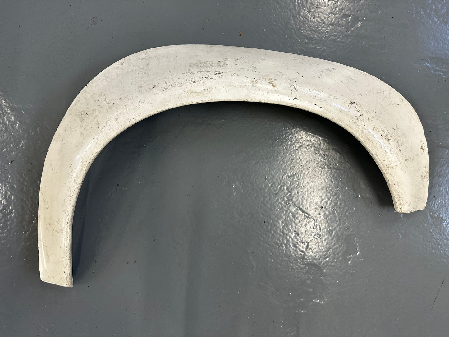 Complete set of fibreglass arches (F&R) for Porsche 911 ST (1970-1972 MY)