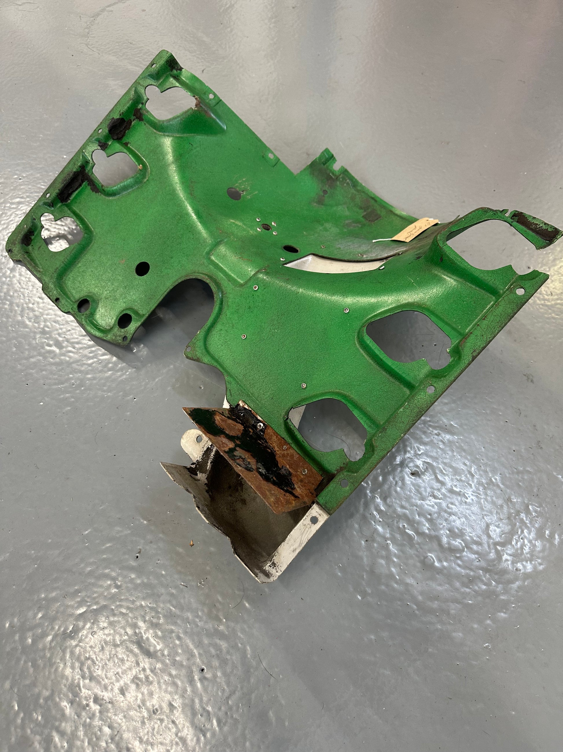 Genuine Porsche engine shroud for 2.4l 911E 1972-73 with oil cooler guide