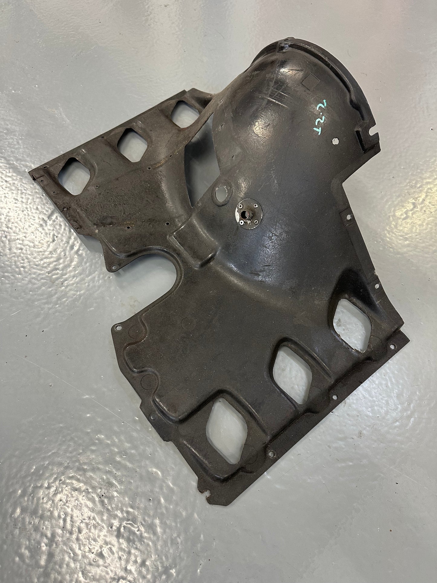 Genuine Porsche engine shroud for 911T F-model (1970-71)