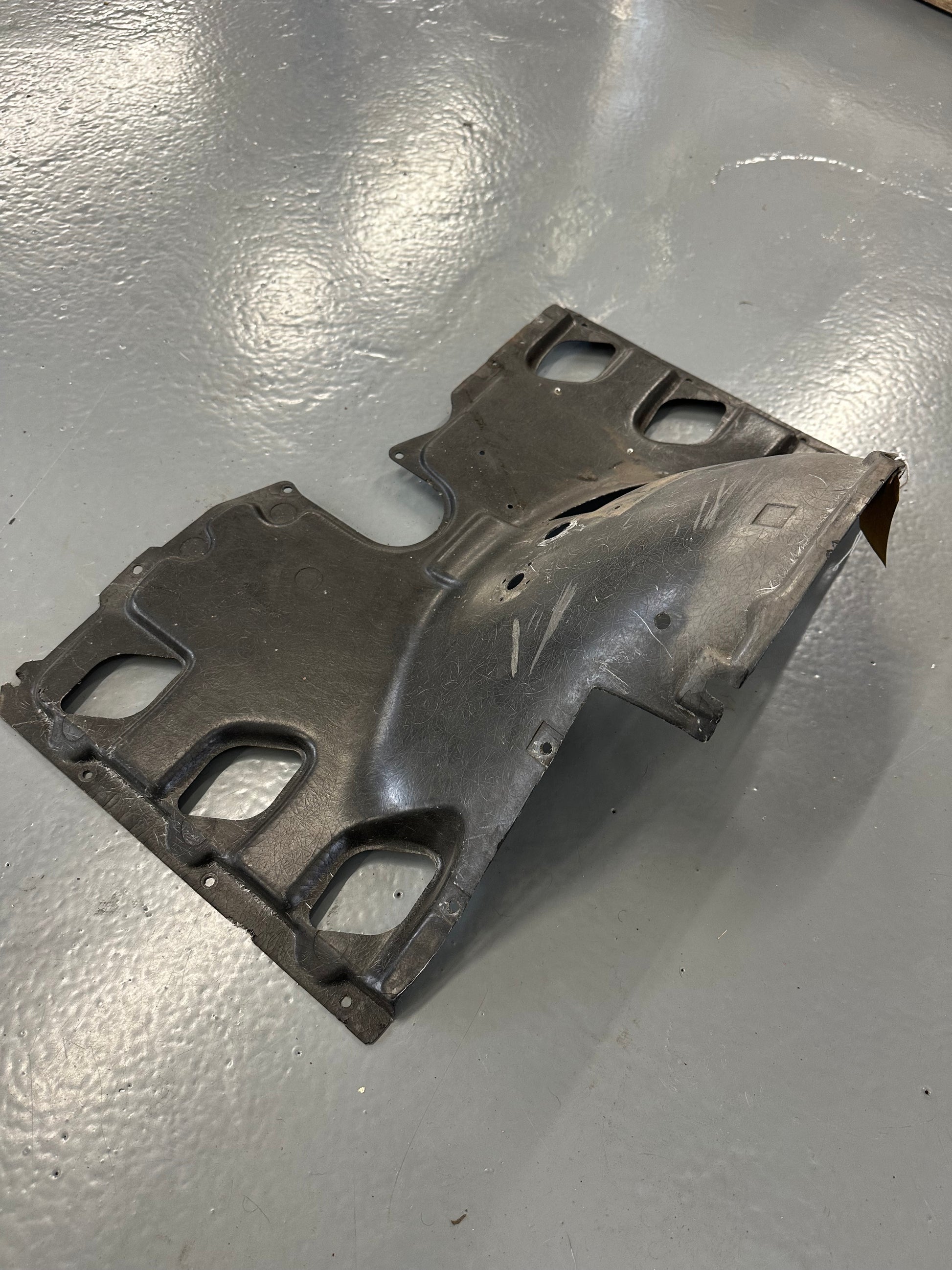 Genuine Porsche engine shroud for 911 G-model (1978-83)