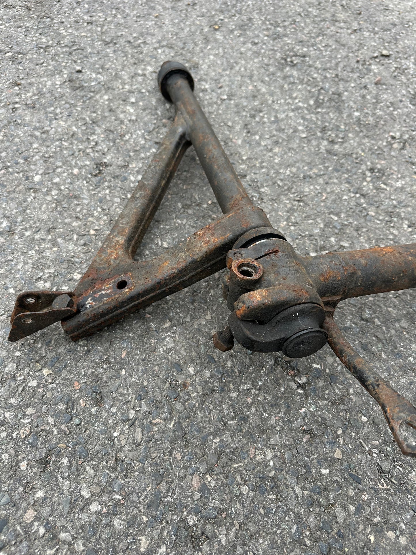 Genuine Porsche front axle support tube & wishbone for 911 (1965-68)