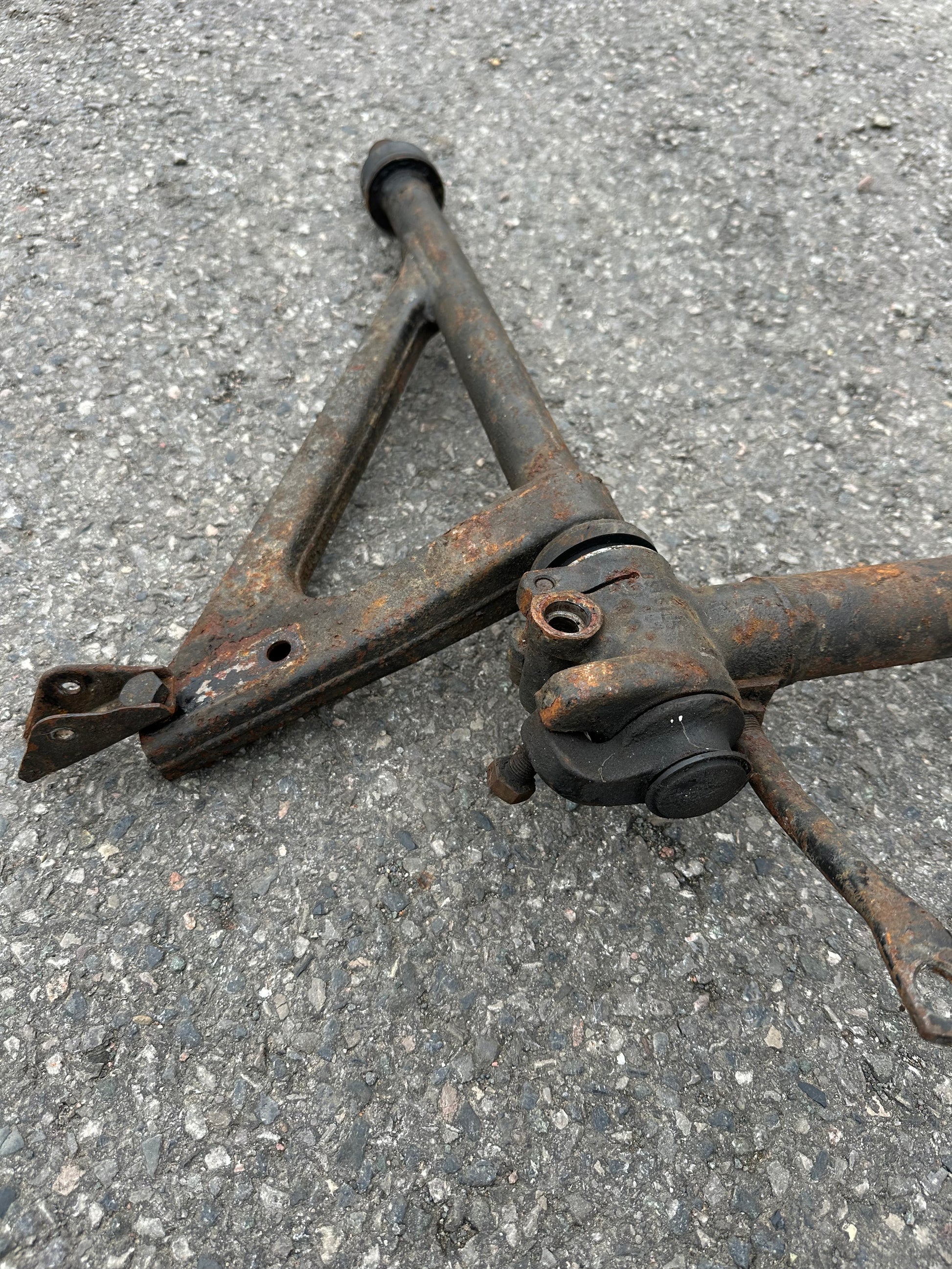 Genuine Porsche front axle support tube & wishbone for 911 (1965-68)