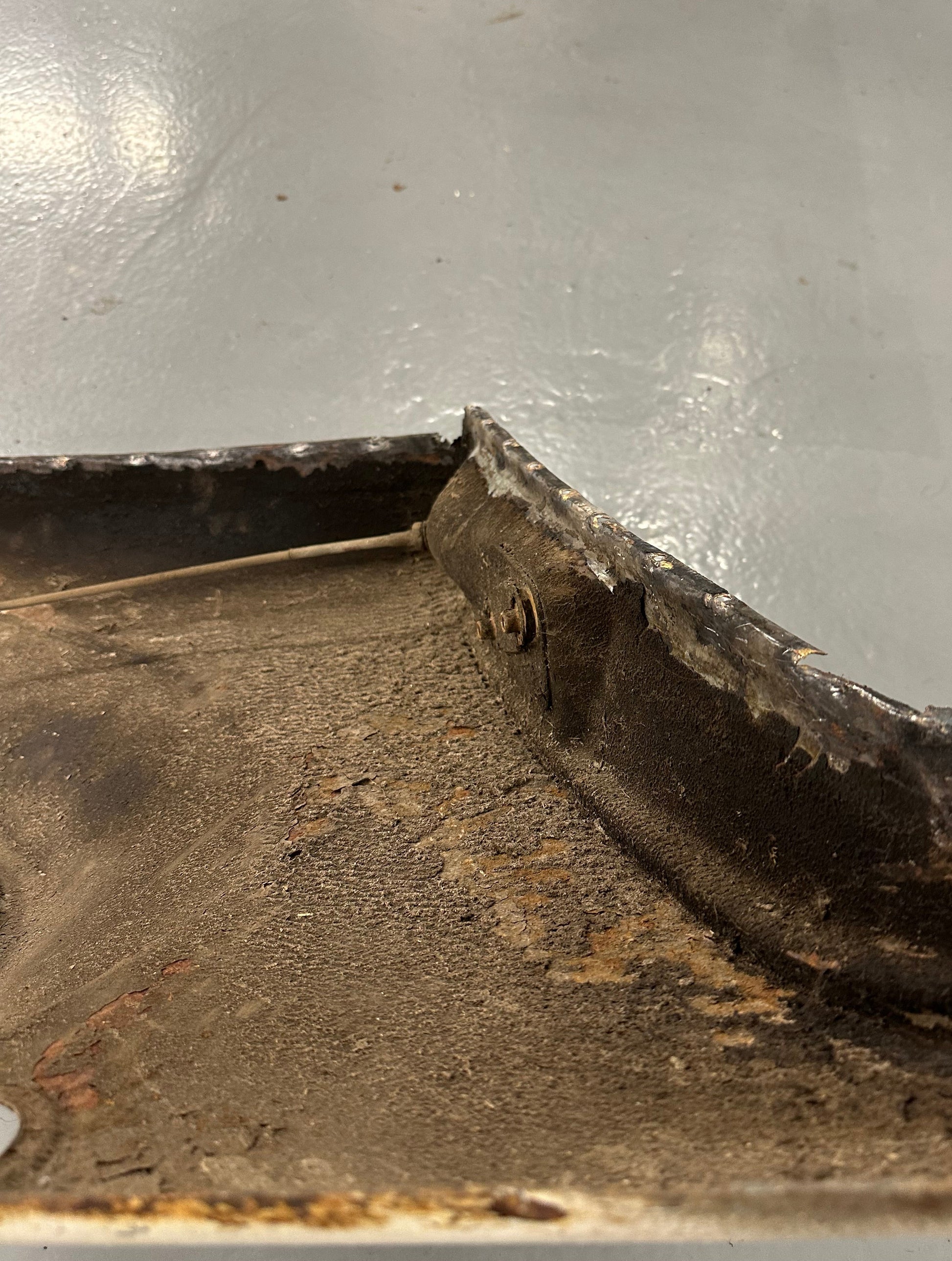 Genuine Porsche rear quarter panels (L&R) for 911/912 F-model (1965-69) - lower part