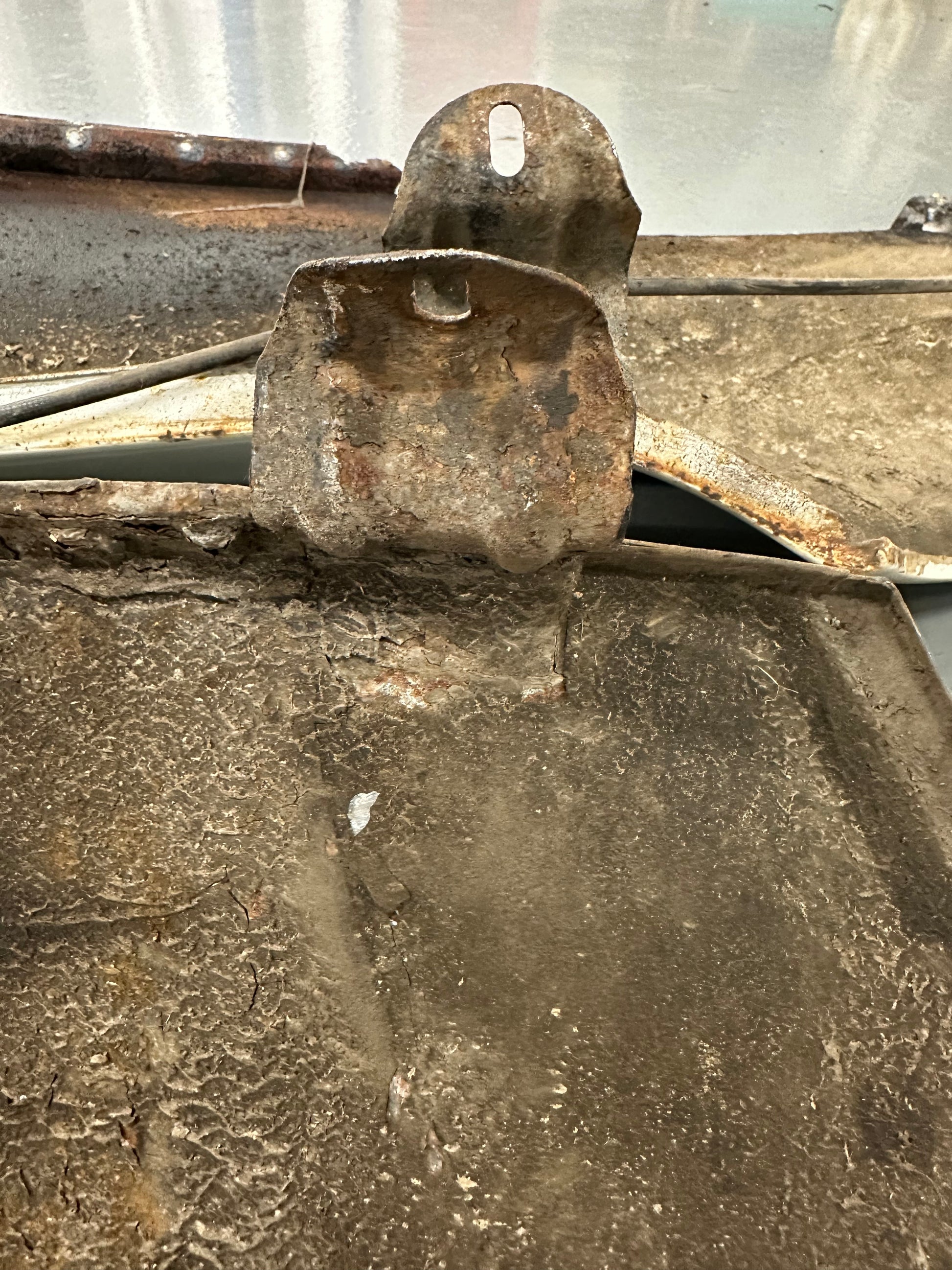 Genuine Porsche rear quarter panels (L&R) for 911/912 F-model (1965-69) - lower part