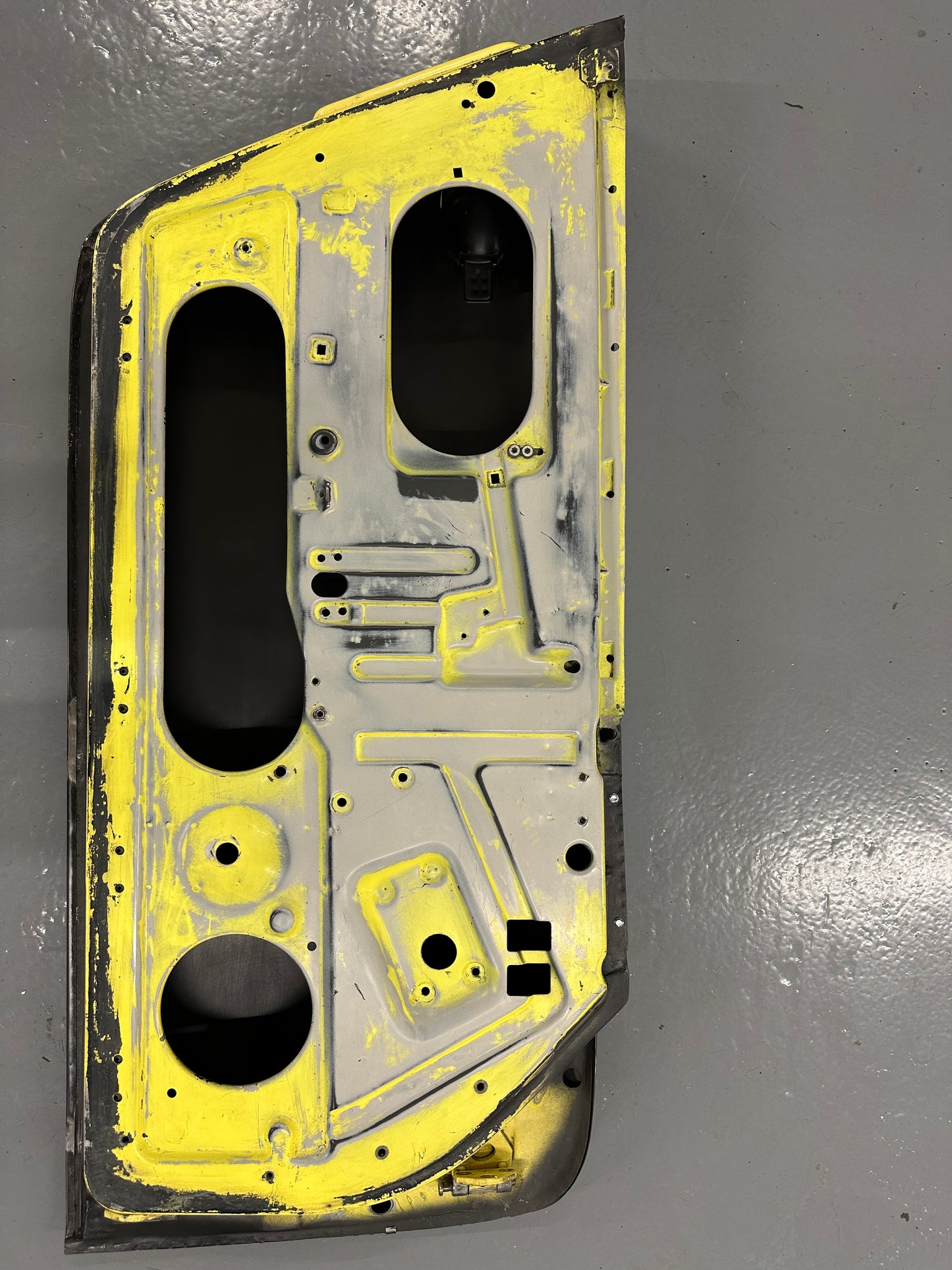 Genuine Porsche repaired LH door shell with new Dansk door skin for 911 F- & G-model (1965-1989)