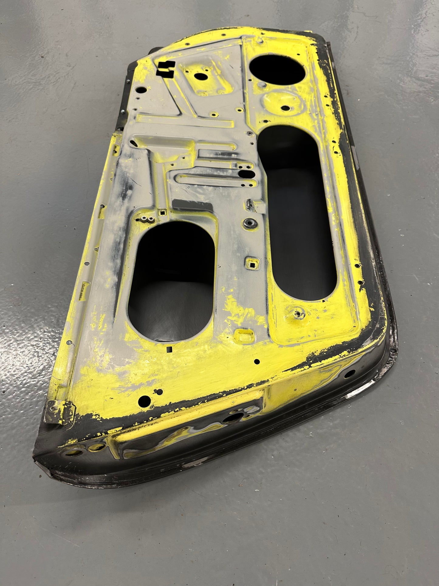 Genuine Porsche repaired LH door shell with new Dansk door skin for 911 F- & G-model (1965-1989)