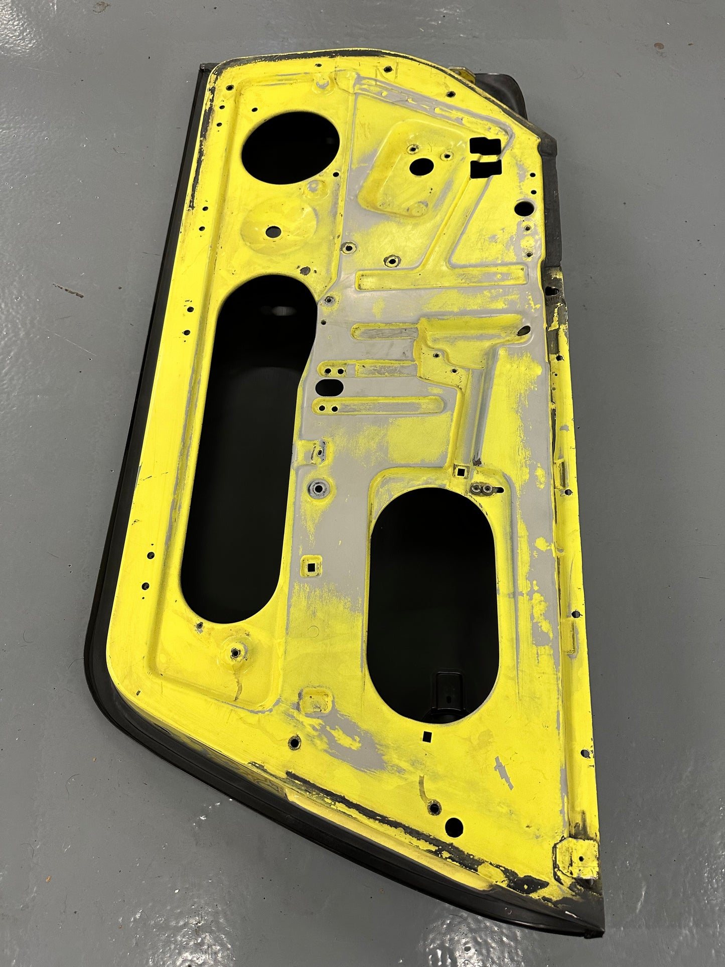 Genuine Porsche repaired RH door shell with new Dansk door skin for 911 F- & G-model (1965-1989)