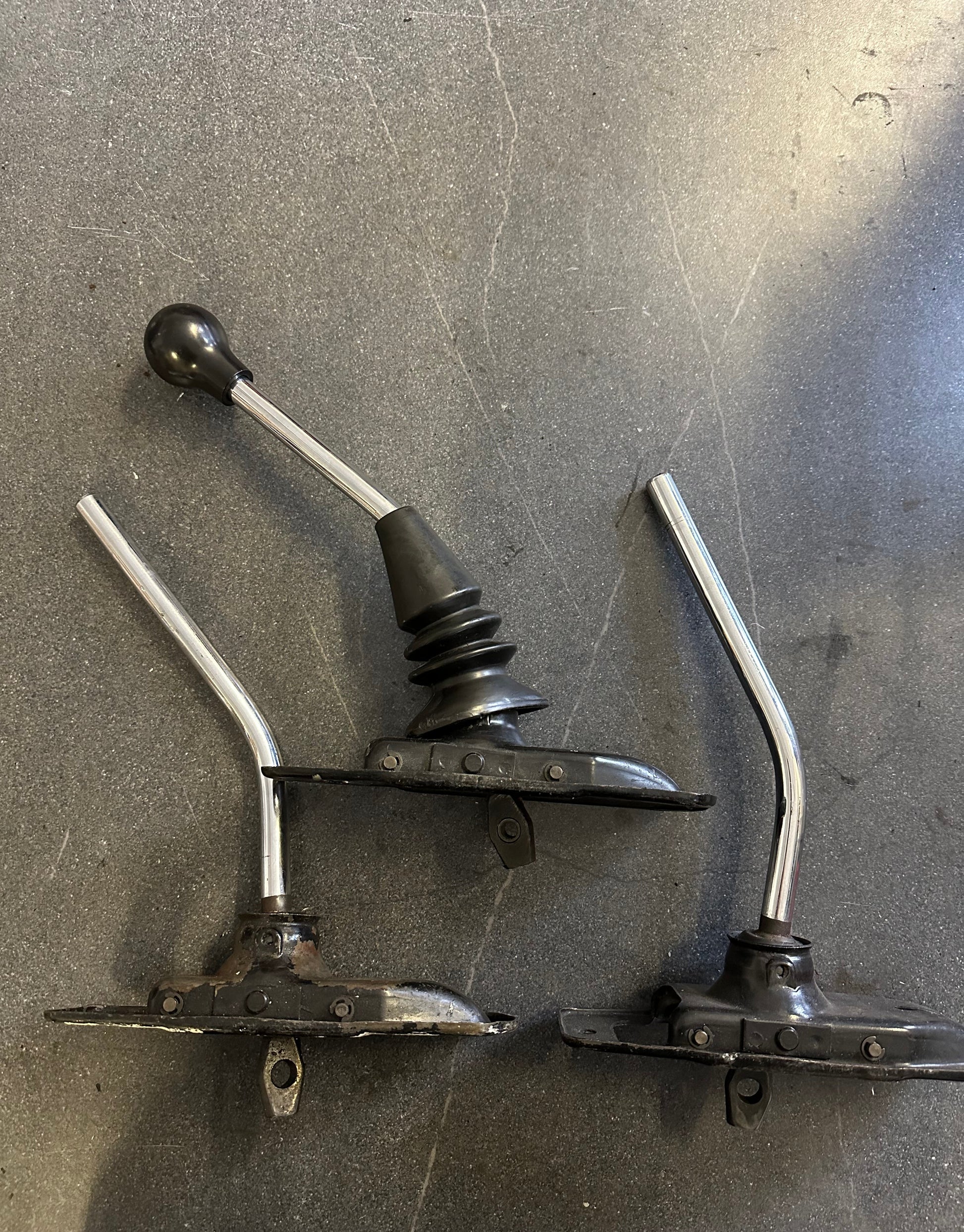 Genuine Porsche shifter for 914 (1973-on)