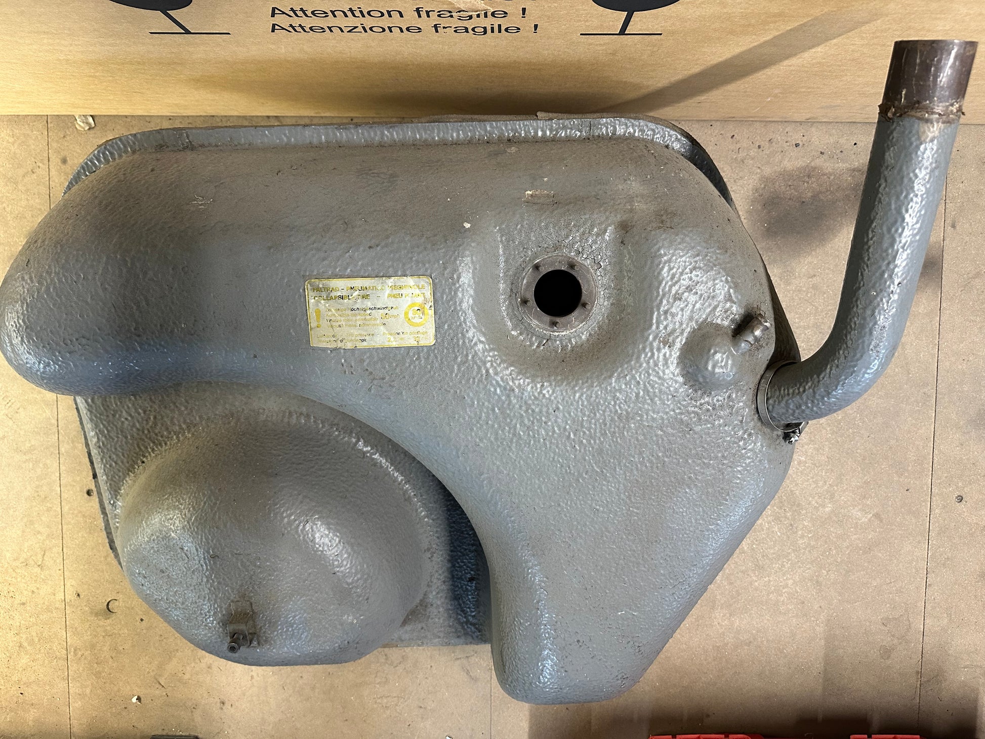 Genuine Porsche 62l fuel tank for 911 F- & G-model (1965 - 1989)