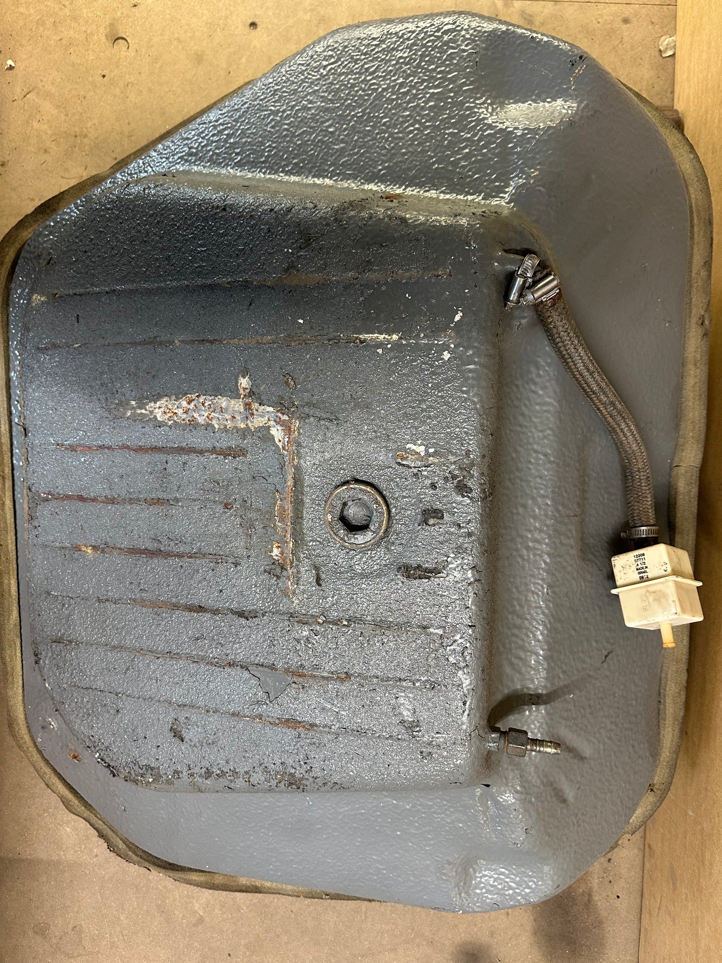 Genuine Porsche 62l fuel tank for 911 F- & G-model (1965 - 1989)