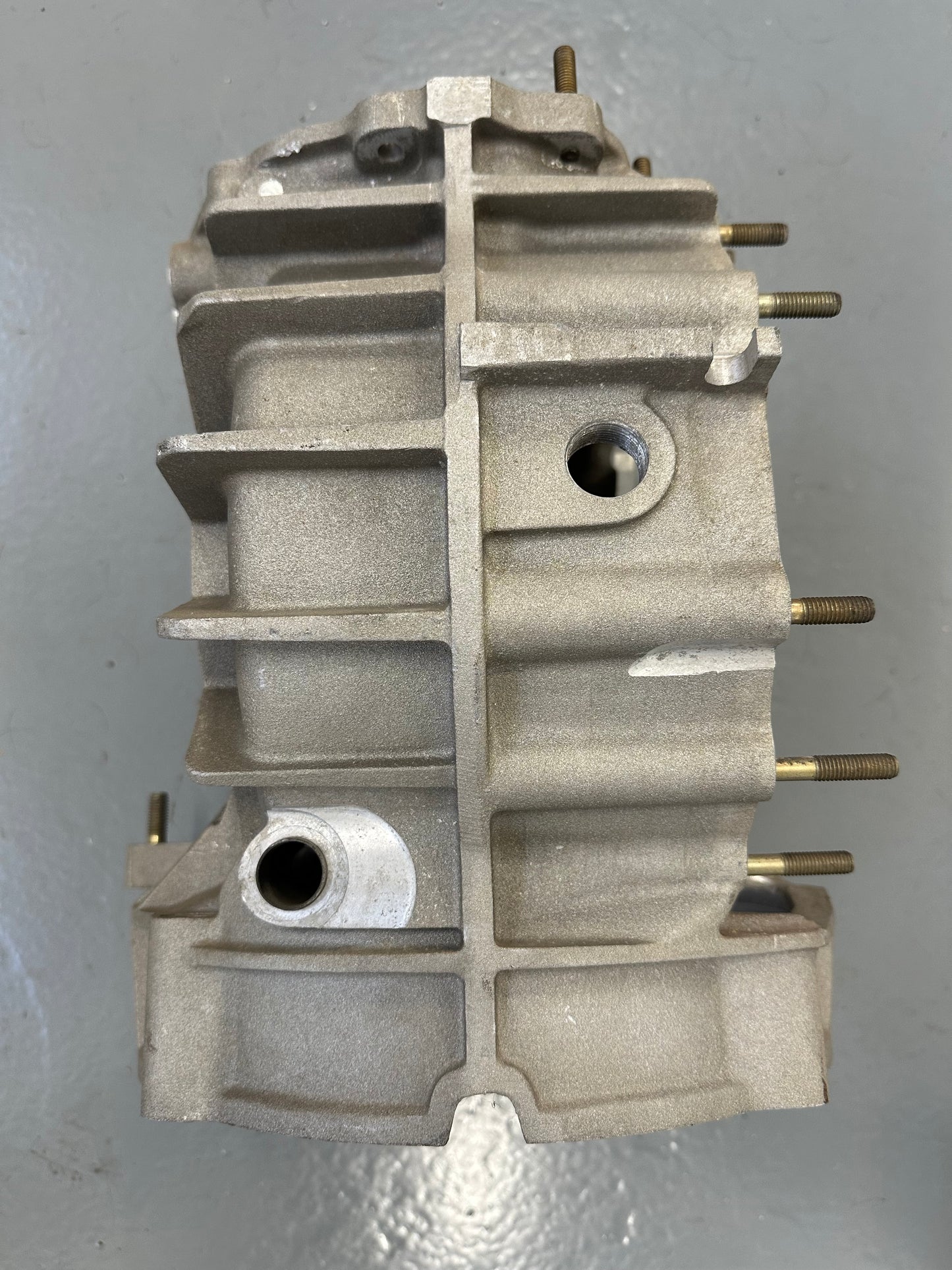 NOS Porsche gearbox casing type 930/33 for 911 (930) 3.3l turbo (1977- MY)