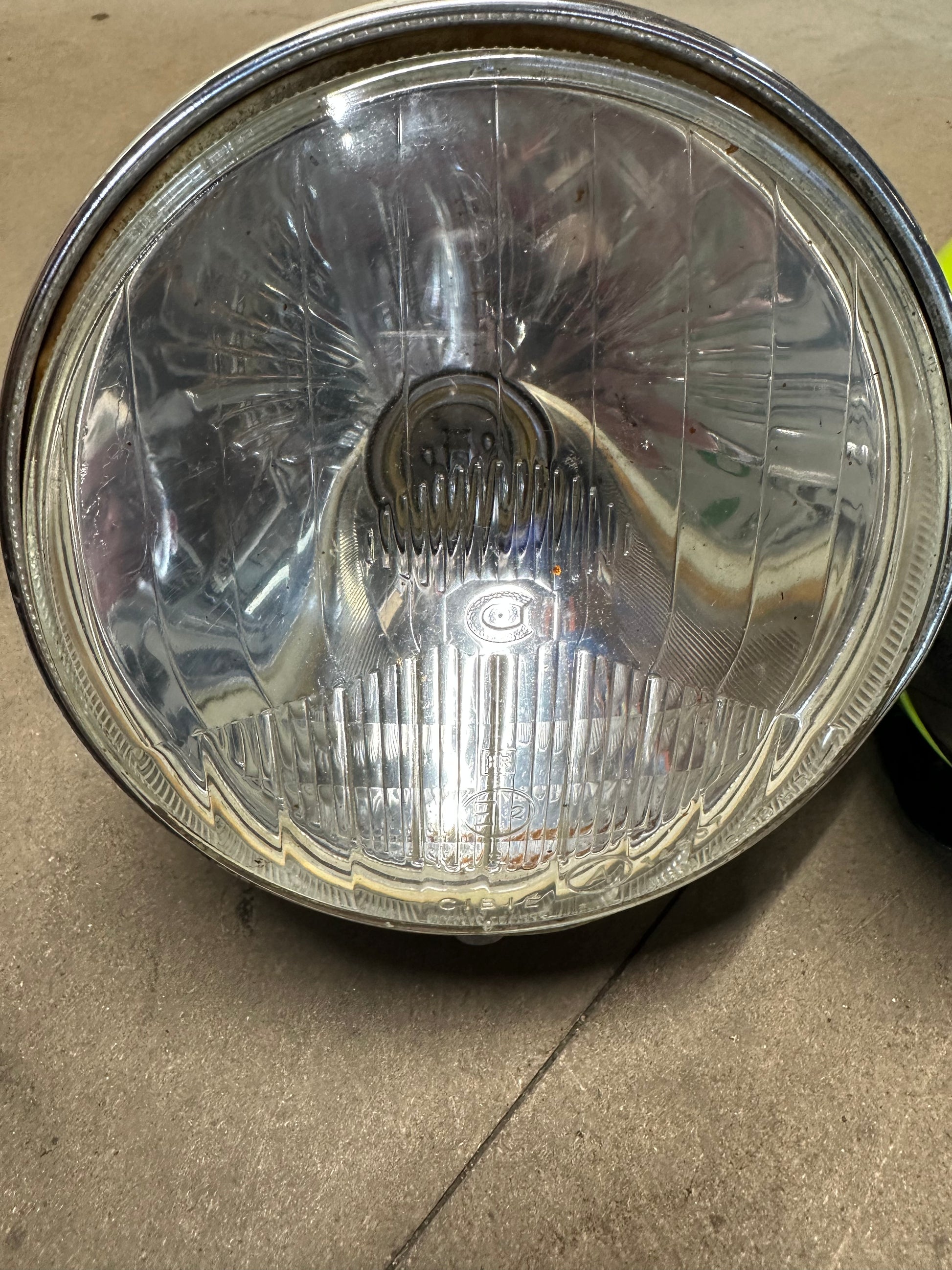 Pair of Cibié hood lights (green)