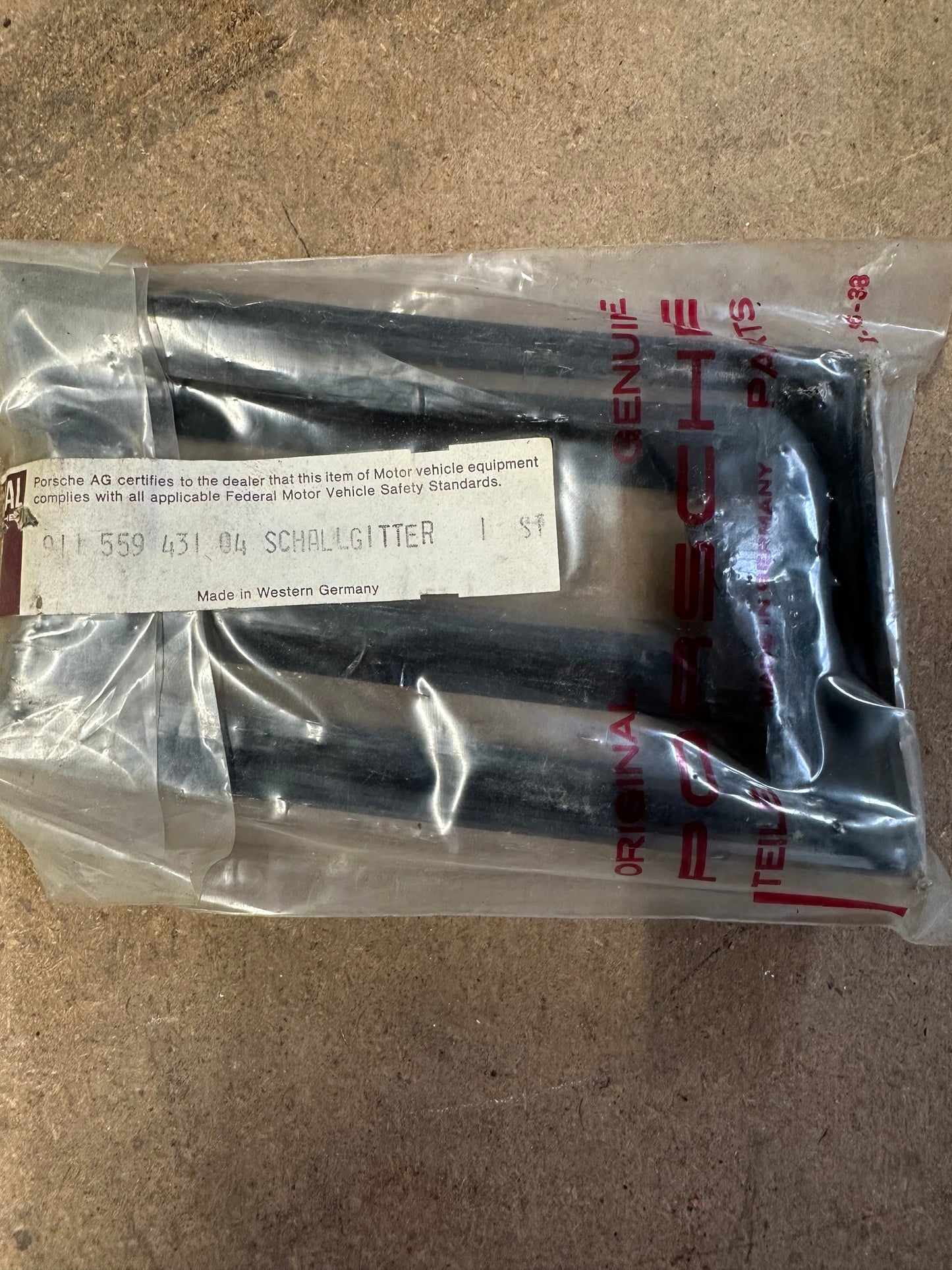 Pair of NOS genuine Porsche through-grille additional headlamps / fog lights - option M 433 for Carrera 2.7 RS