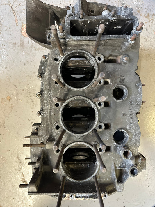 Pair of Porsche type 901/09 2R crankcases for 1969 2.0l 911E
