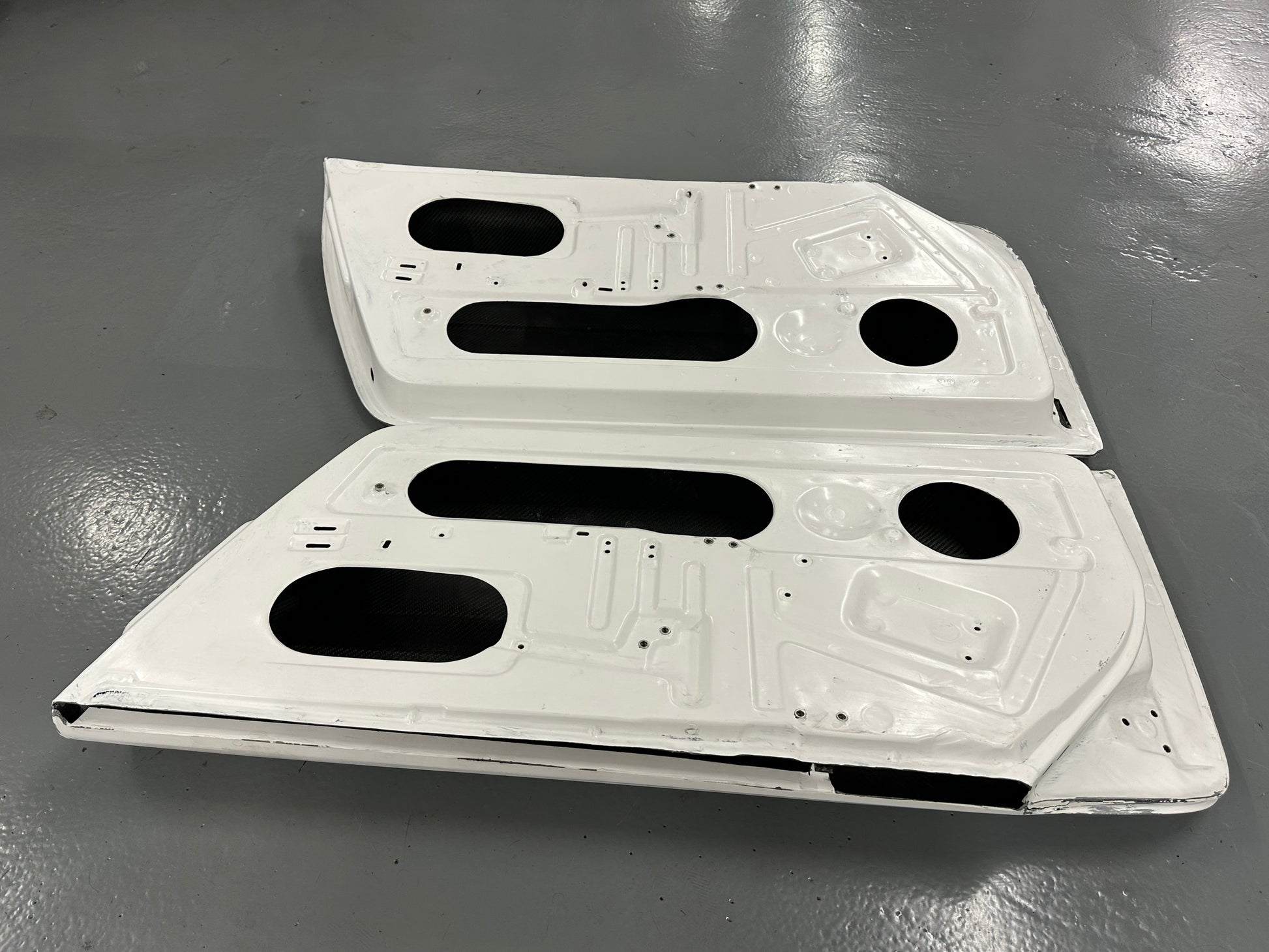 Pair of carbon fibre door shells & skins for Porsche 911 race / track car (1965-1989) 