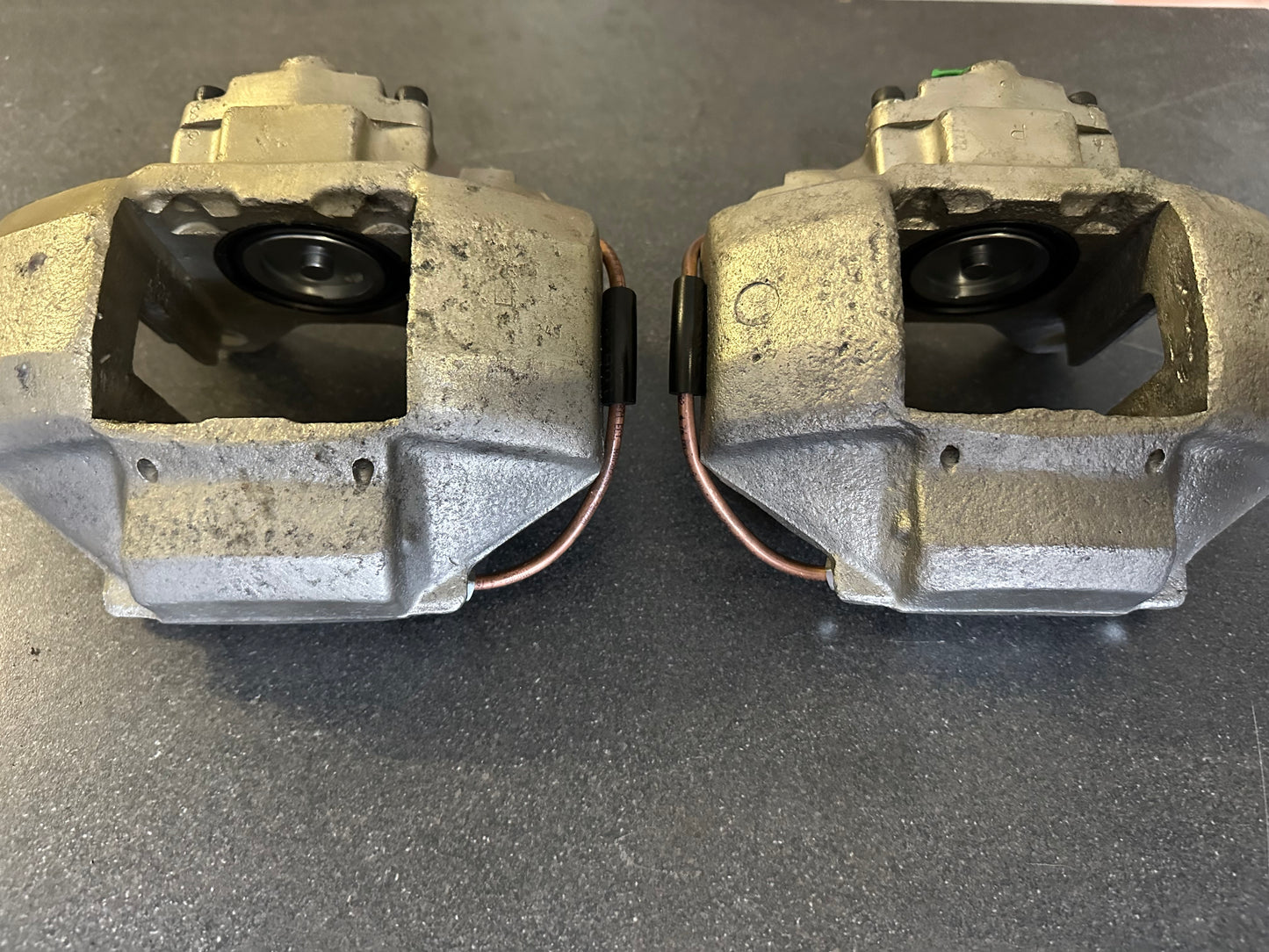 Pair of genuine Porsche Ate early S aluminium front callipers for 911 F- & G-model (1972-77)