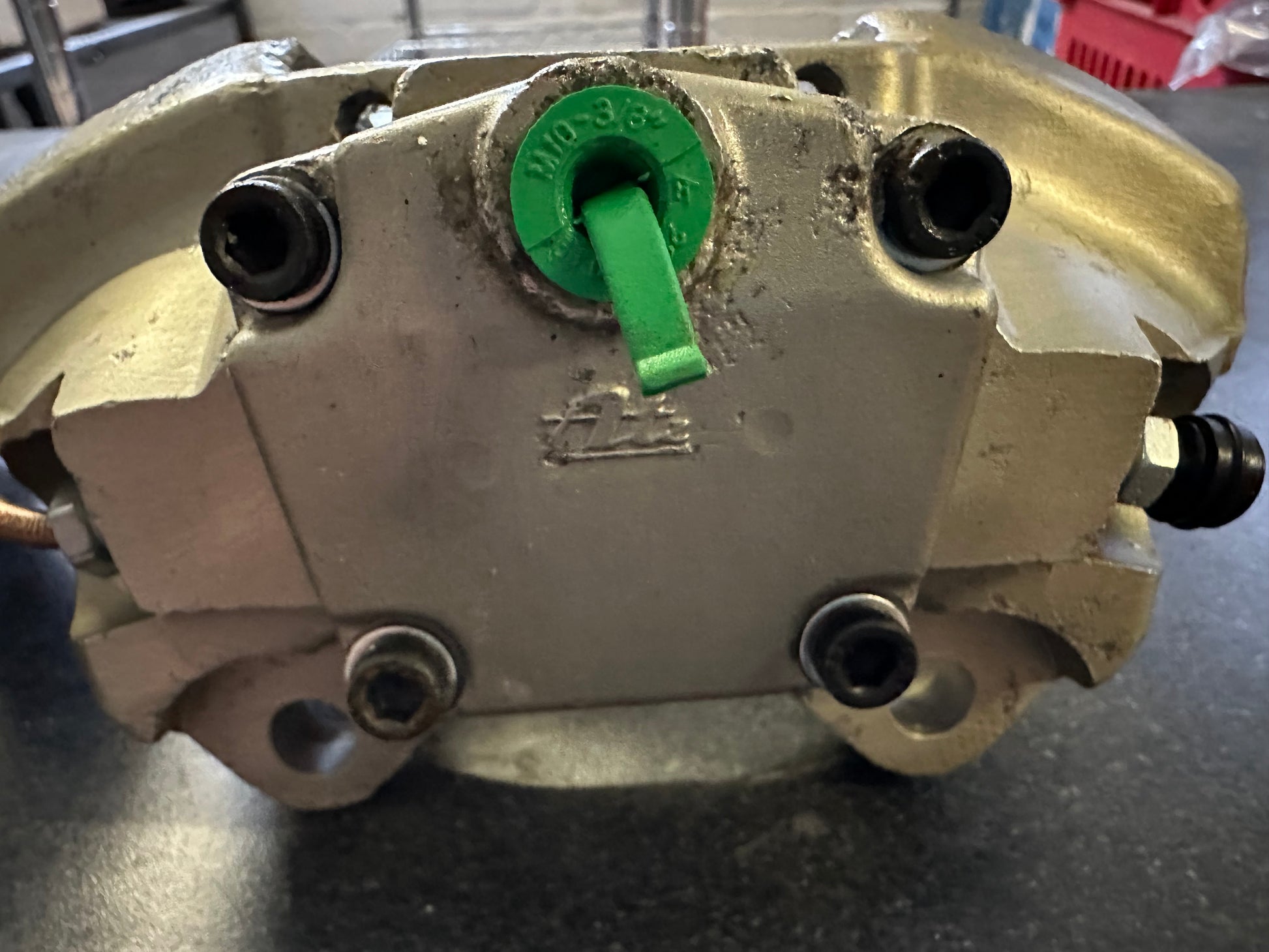 Pair of genuine Porsche Ate early S aluminium front callipers for 911 F- & G-model (1972-77)