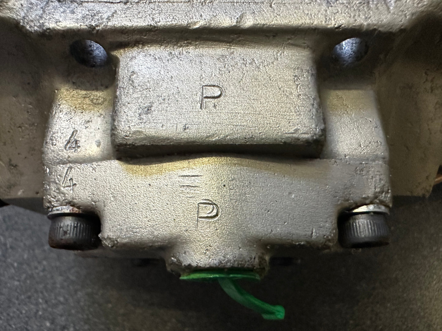 Pair of genuine Porsche Ate early S aluminium front callipers for 911 F- & G-model (1972-77)