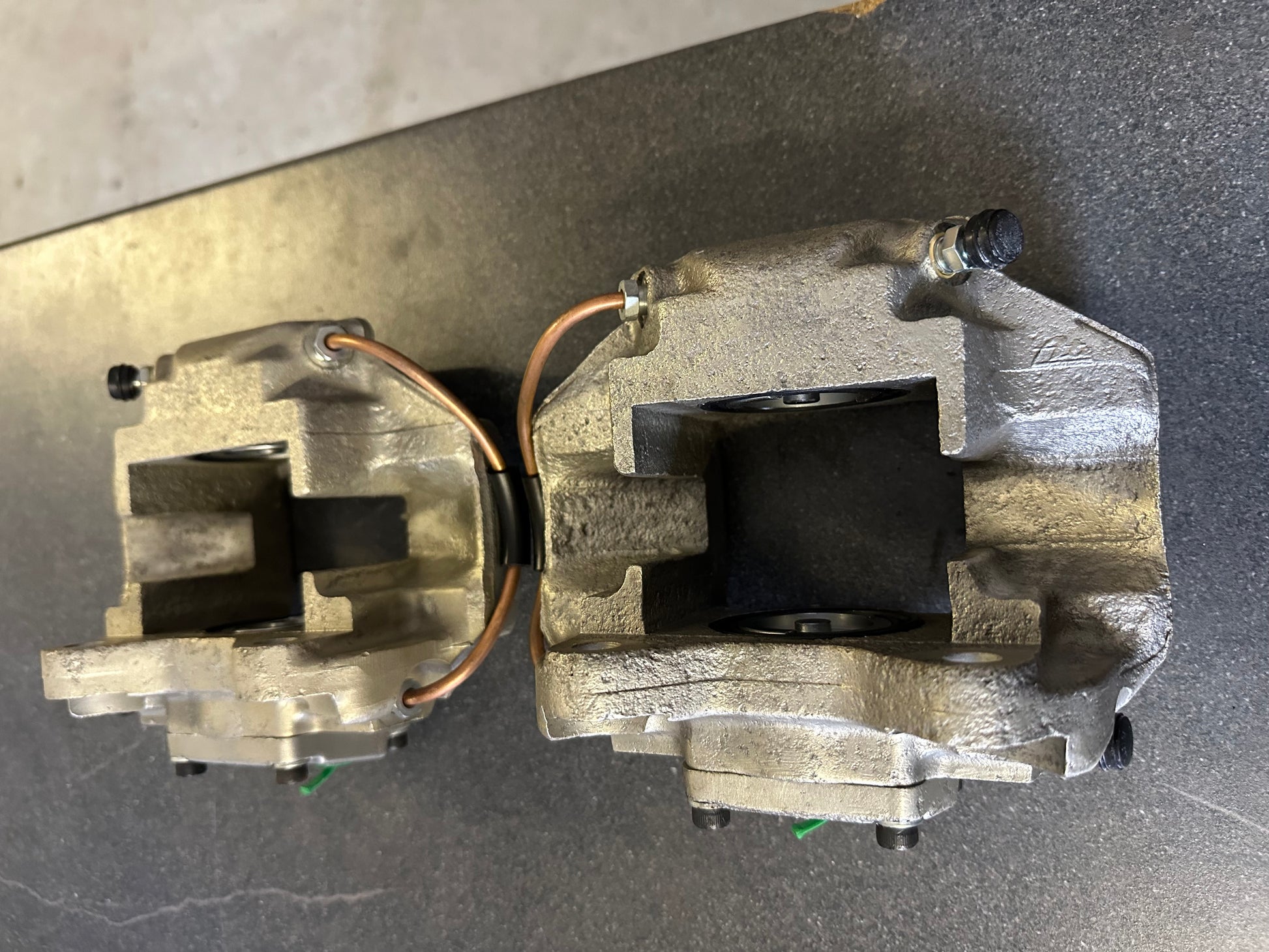 Pair of genuine Porsche Ate early S aluminium front callipers for 911 F- & G-model (1972-77)