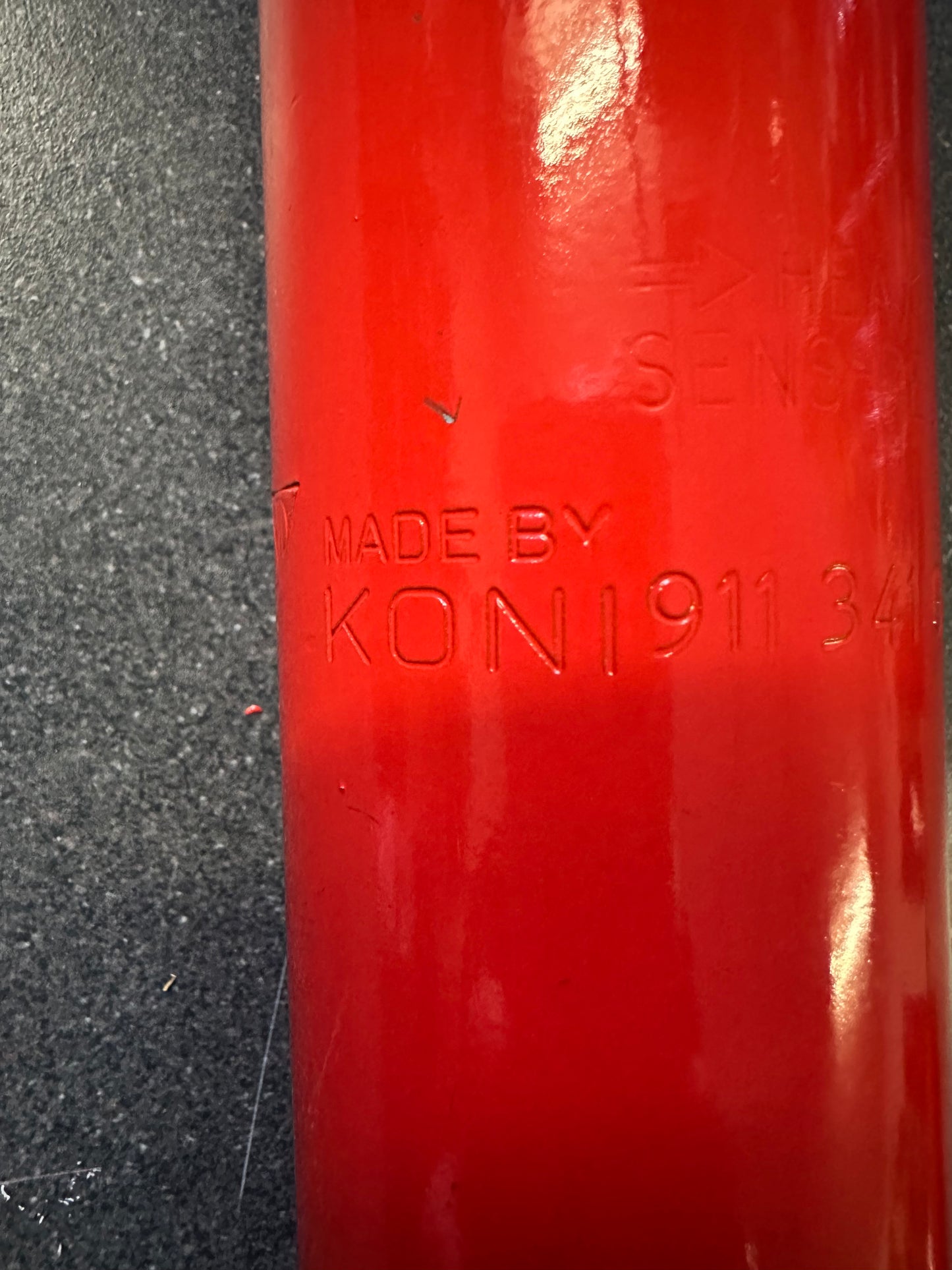 Pair of genuine Porsche Koni shock absorber struts for F- & G-model 911 (1972-1977)