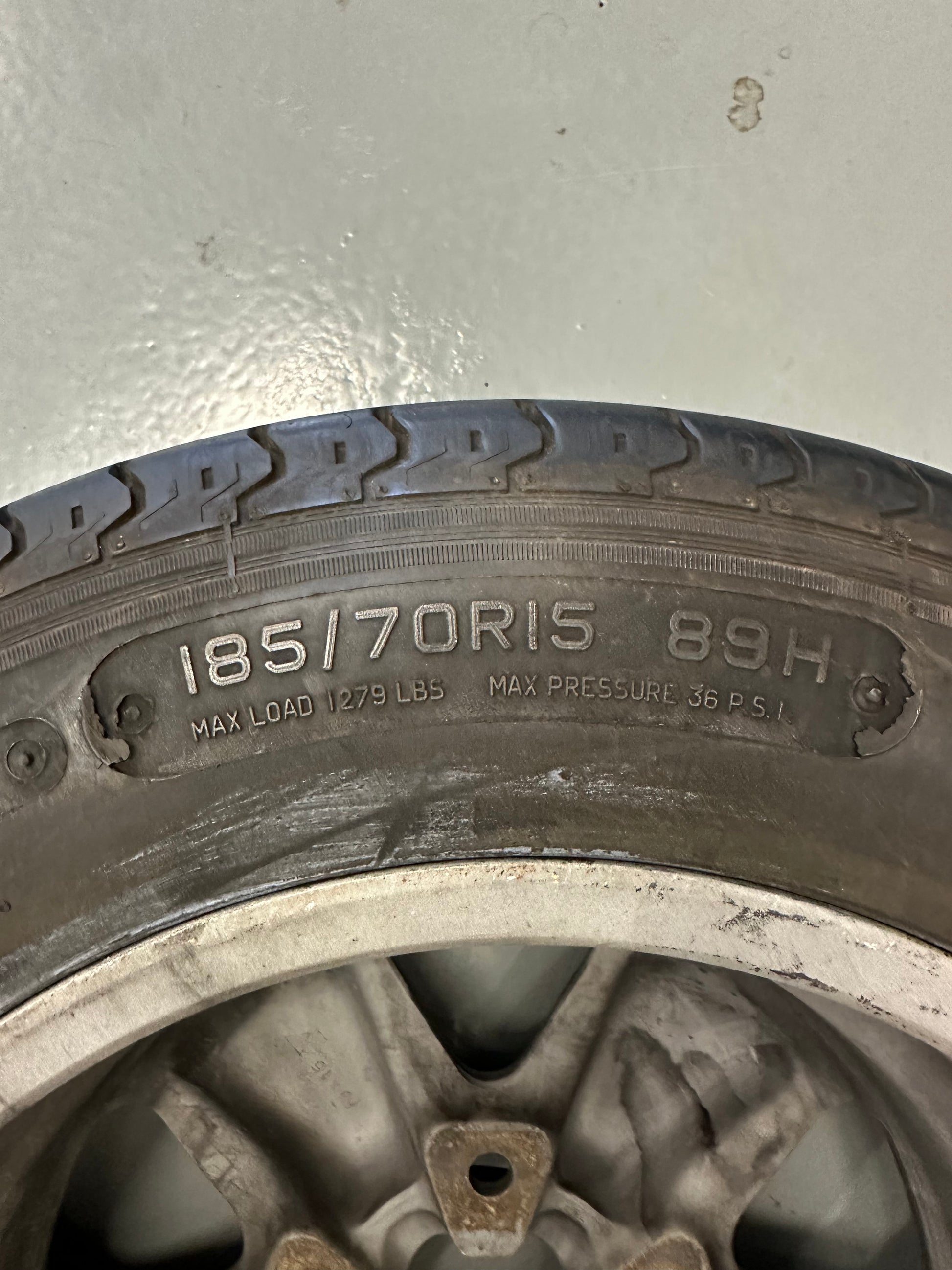 Pair of genuine Porsche flat 6J x 15” Fuchs for 911 (2.7 Carrera G-model), p/n 911.361.020.10
