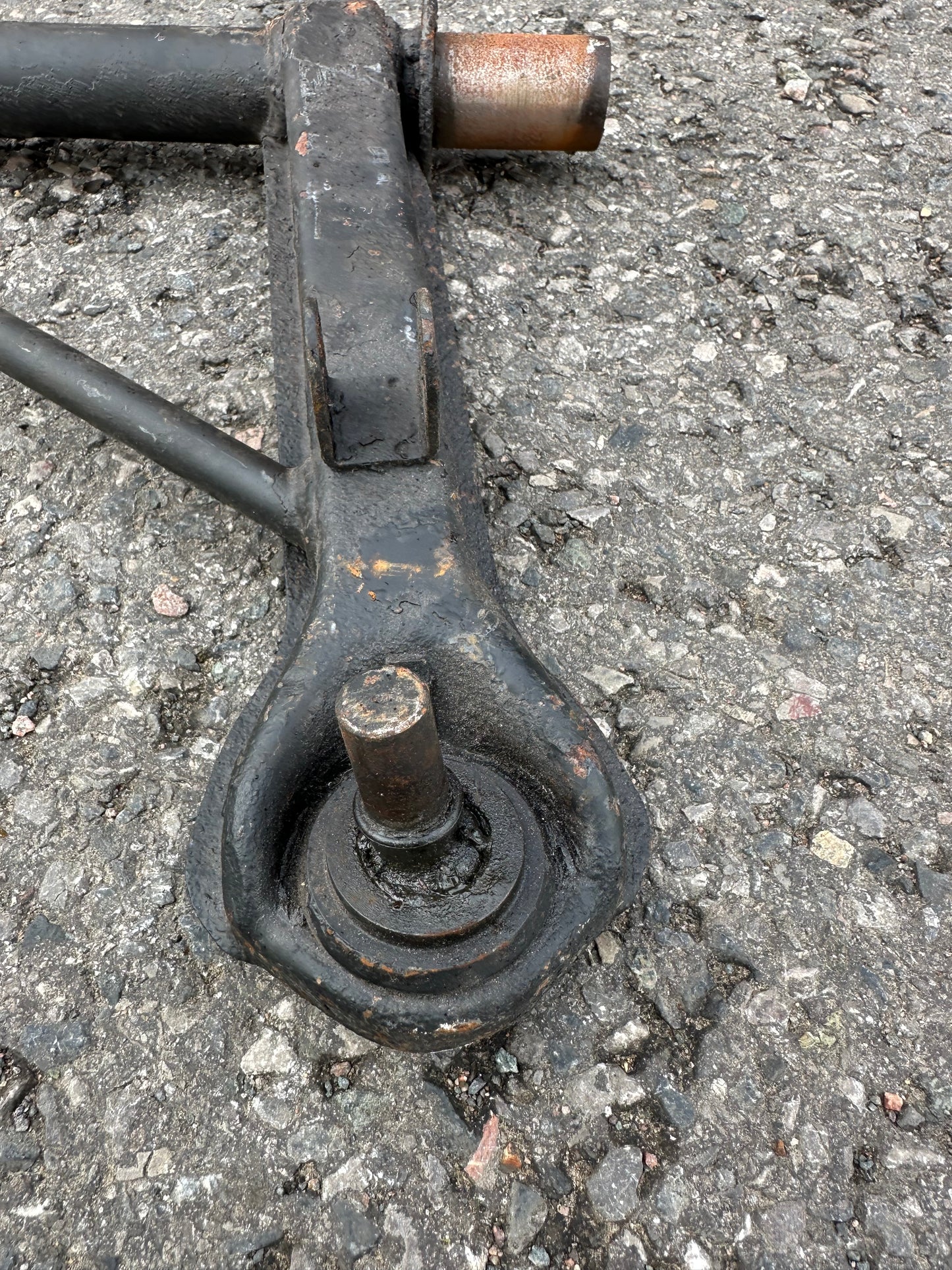 Pair of genuine Porsche front A-arms with ball joints for 911 (1972-89)