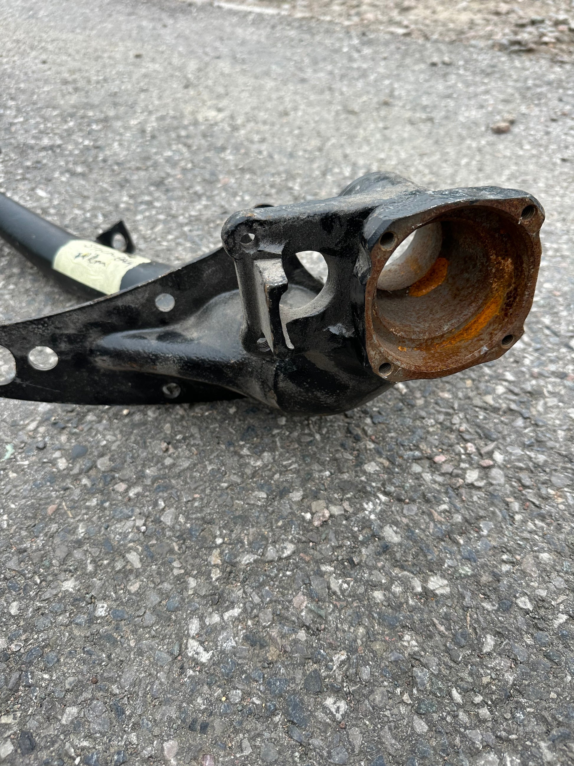 Pair of genuine Porsche trailing arms for 1965-68 911/912