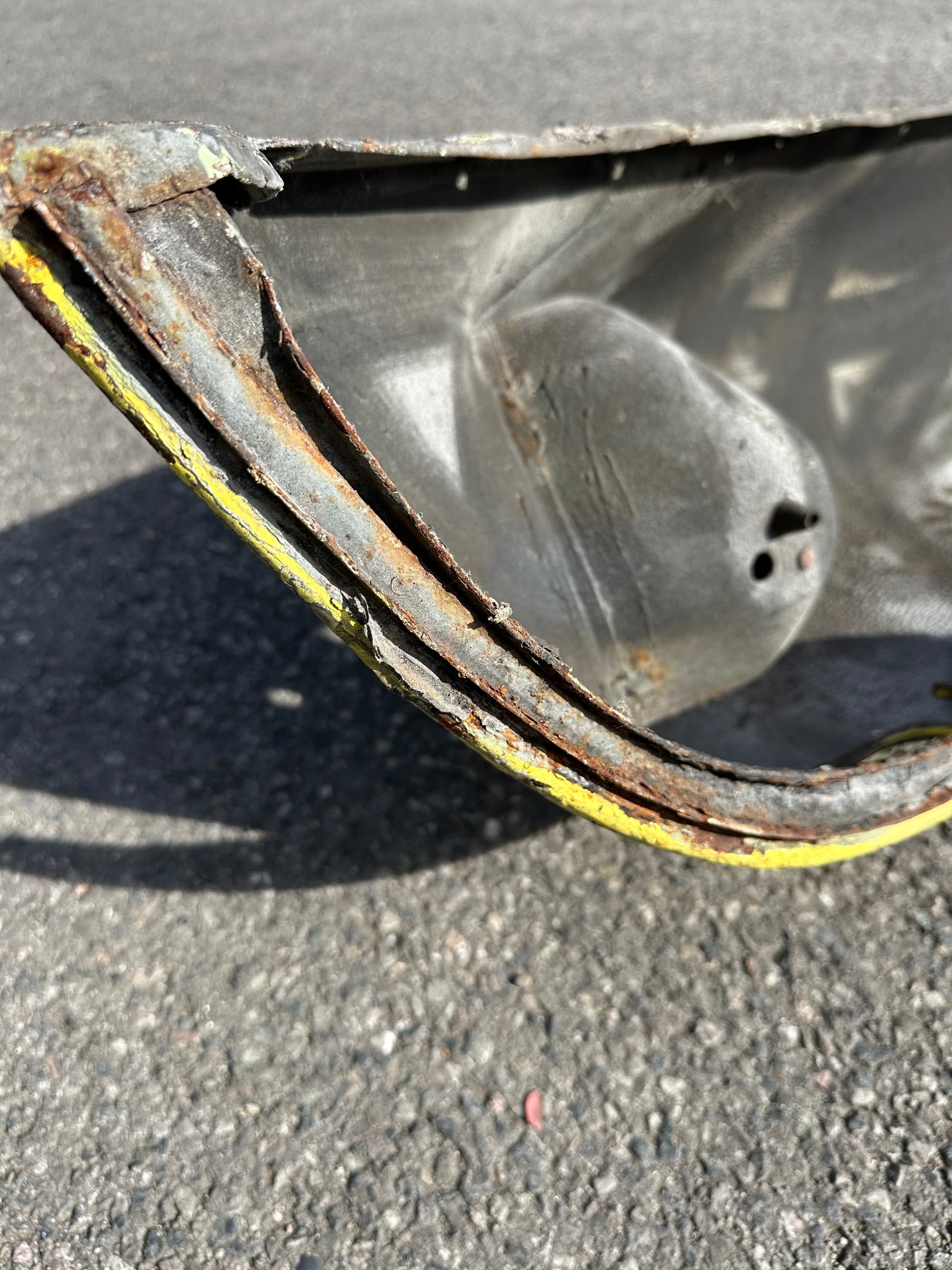 Pair of genuine Porsche wings for 911 (F-model), yellow - RH, p/n 901.503.032.23