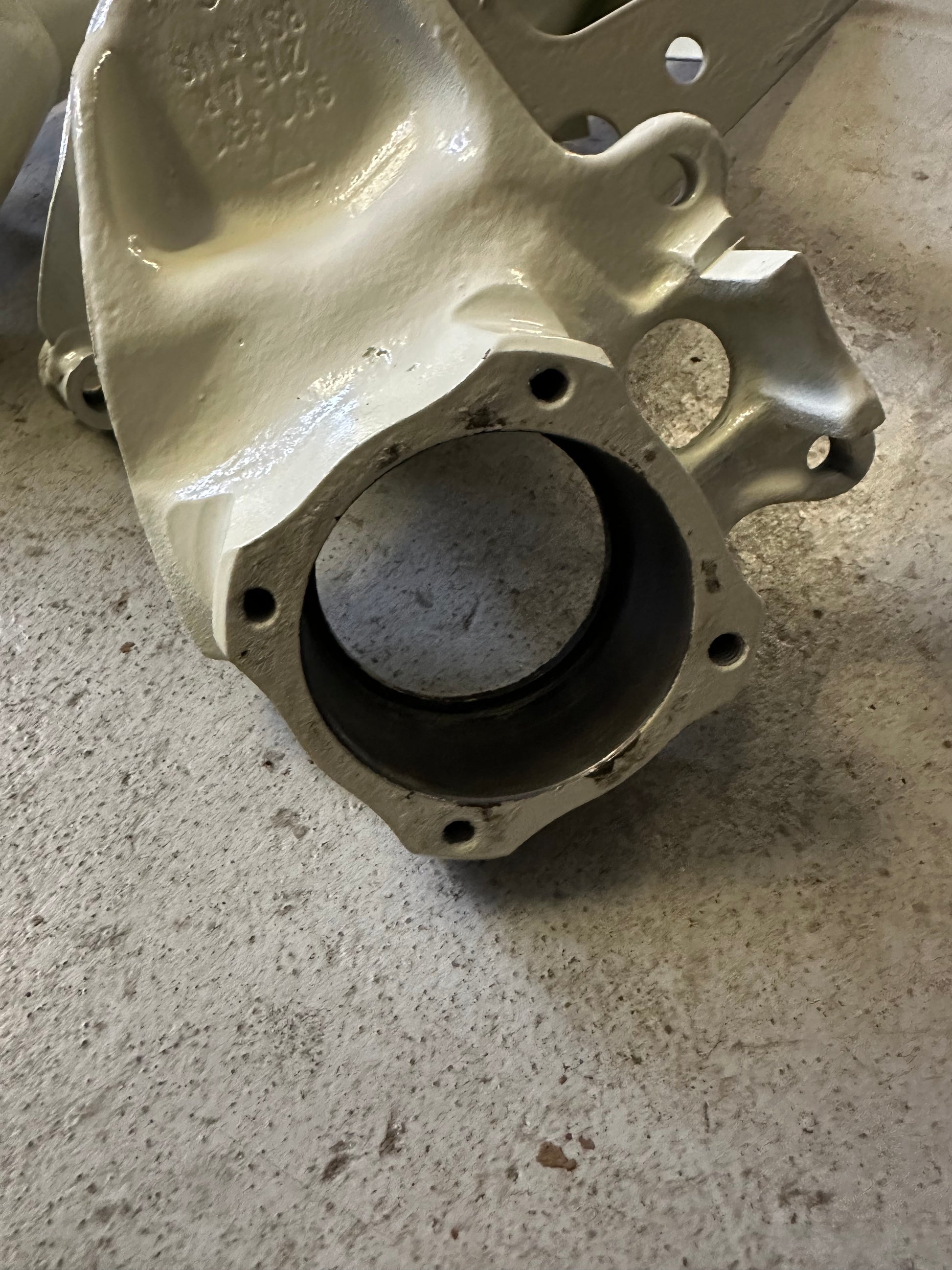 Pair of refurbished genuine Porsche rear-axle trailing arms for 911 F-model (1969-1973)