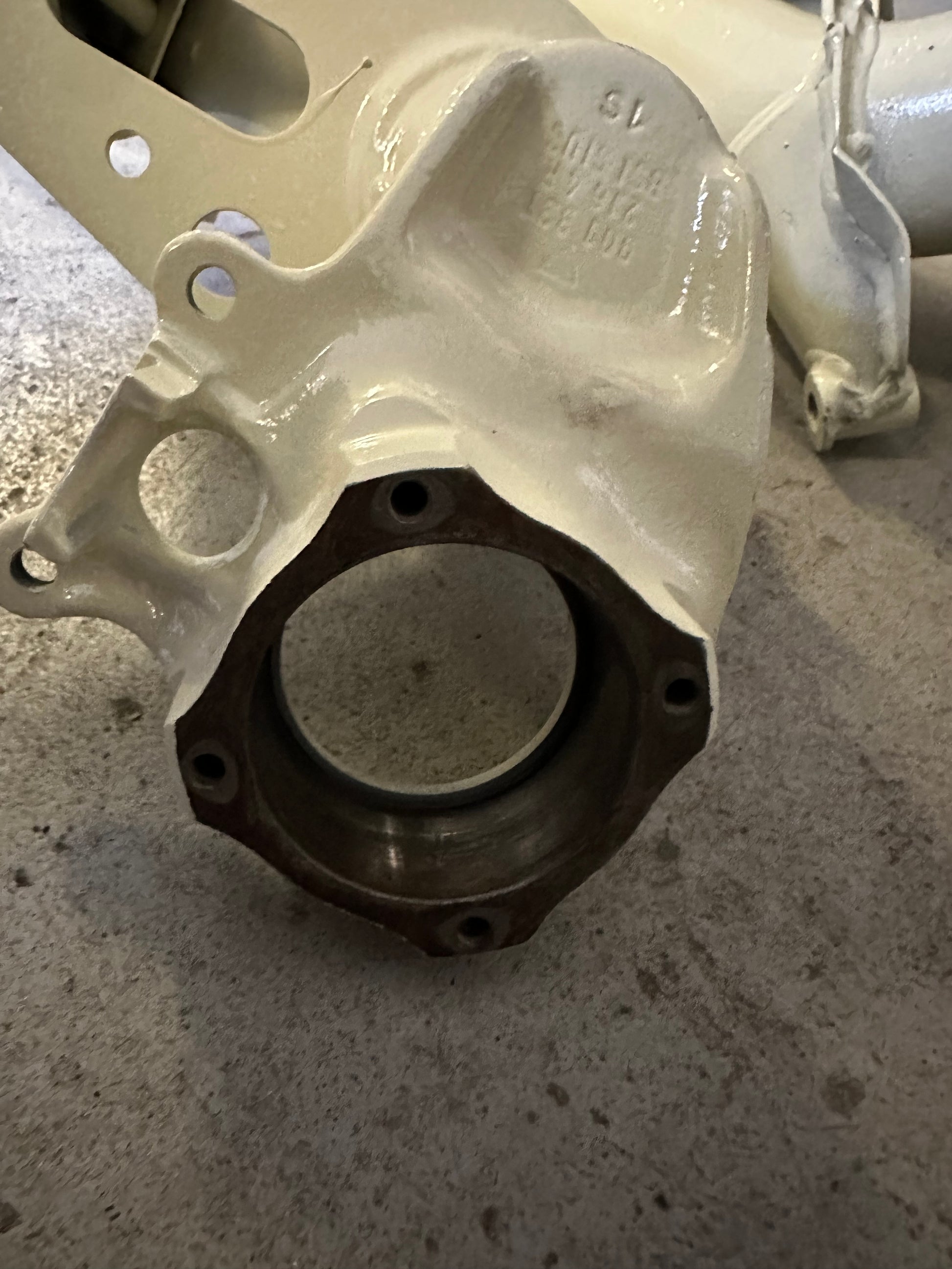 Pair of refurbished genuine Porsche rear-axle trailing arms for 911 F-model (1969-1973)