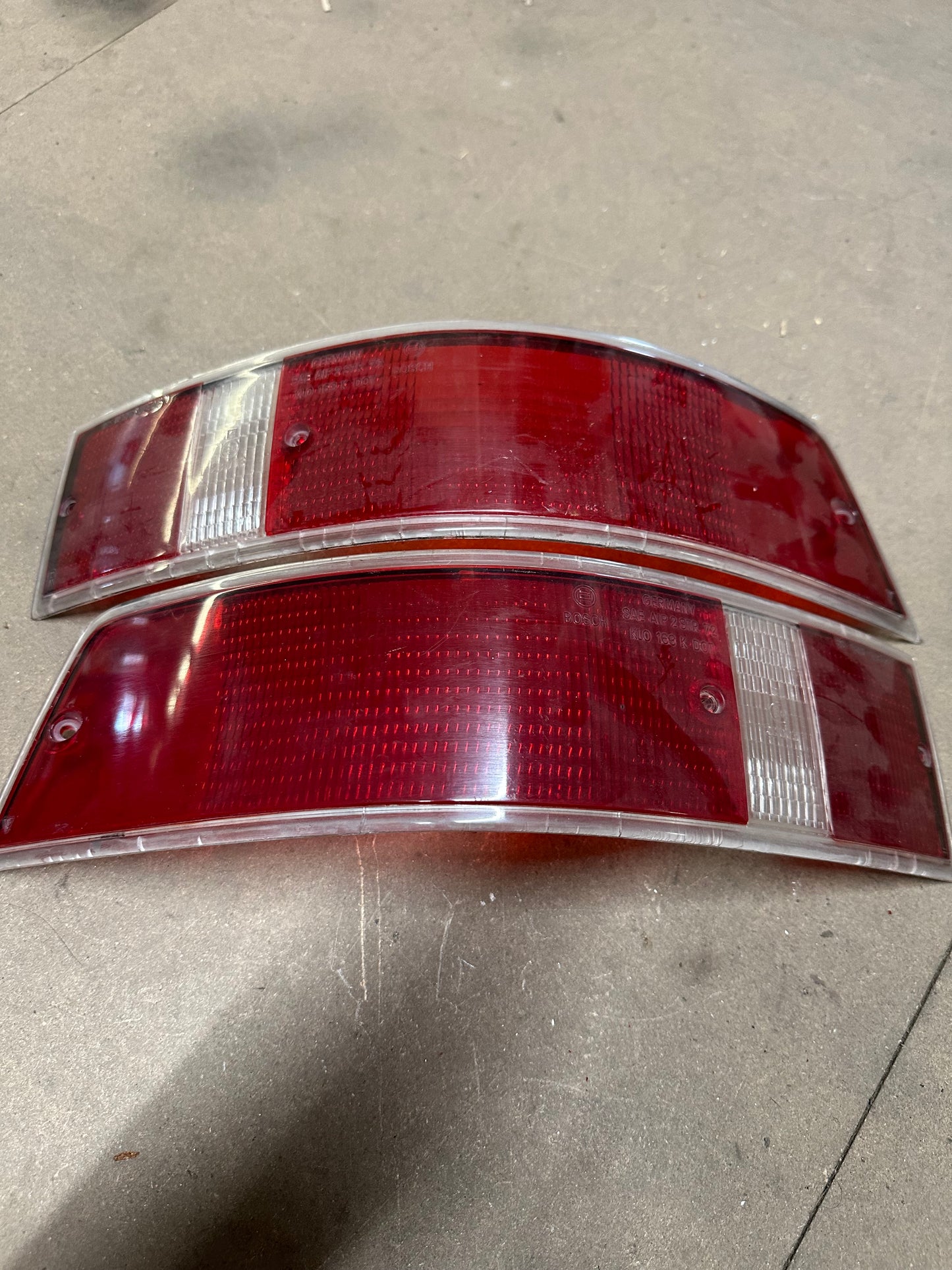 Porsche 911/912 rear turn indicator lenses (US)
