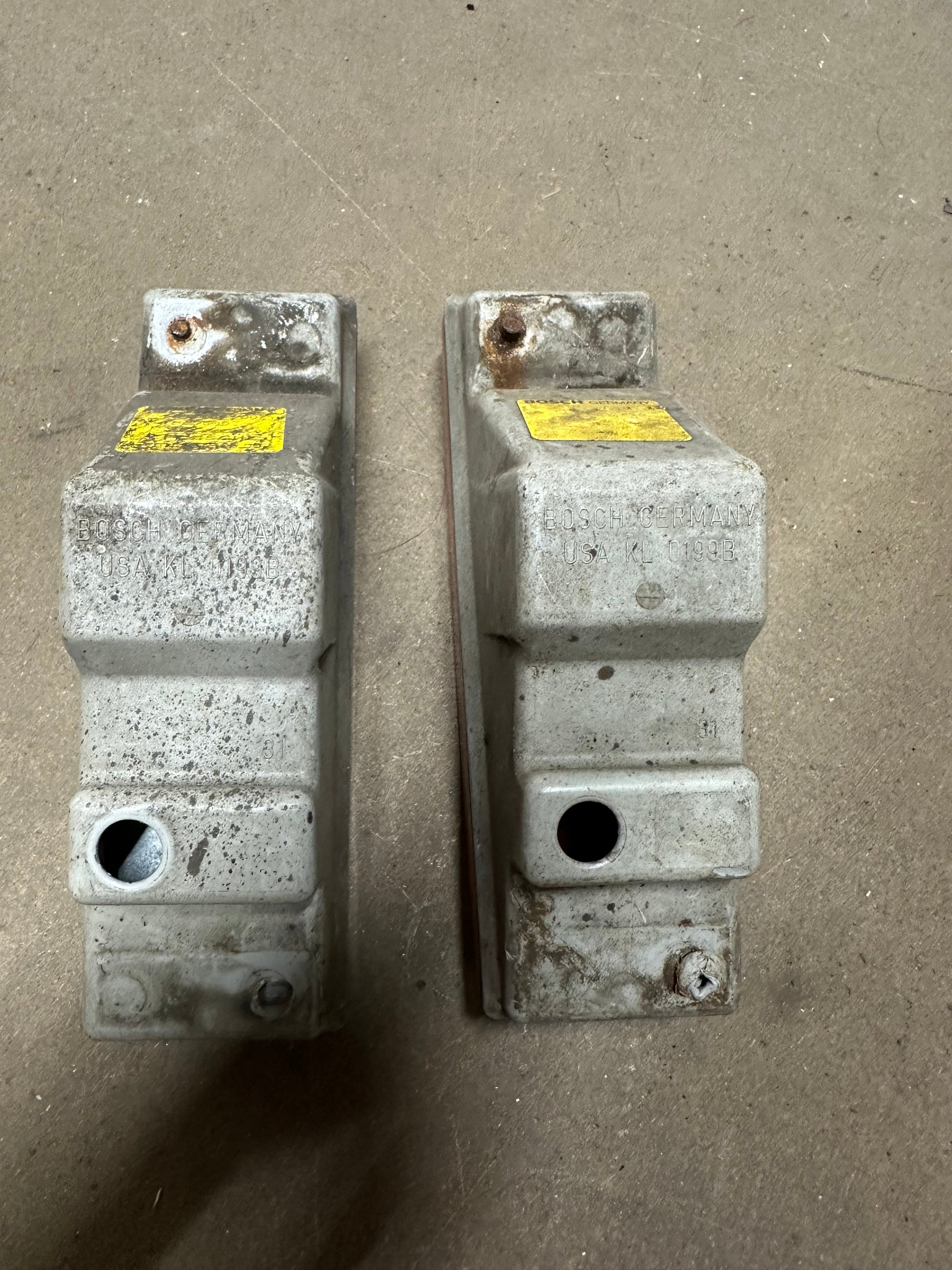 Porsche 911 (G Model) front direction indicator light