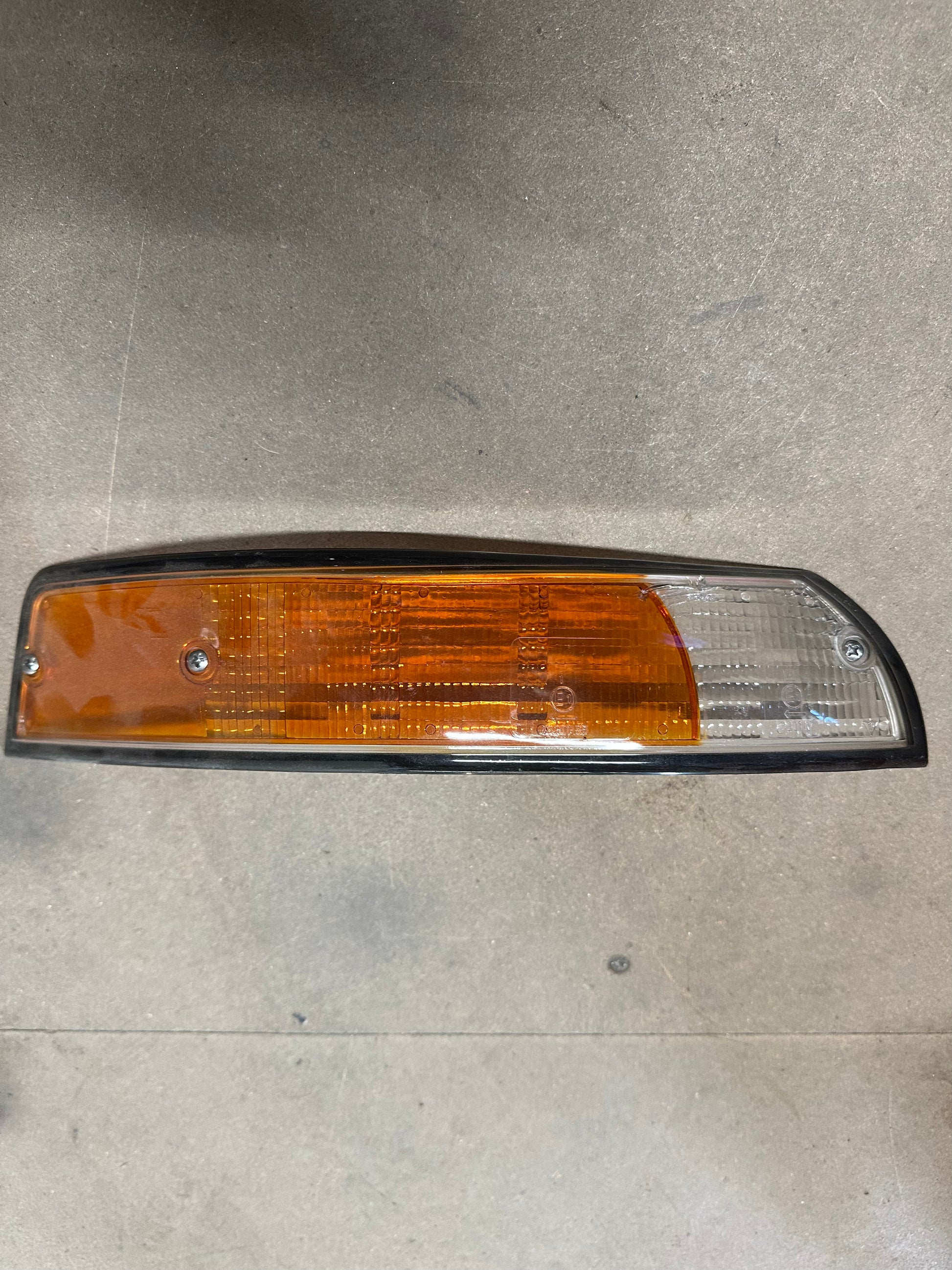 Porsche 911 turn indicator lens euro-spec 1973 onwards