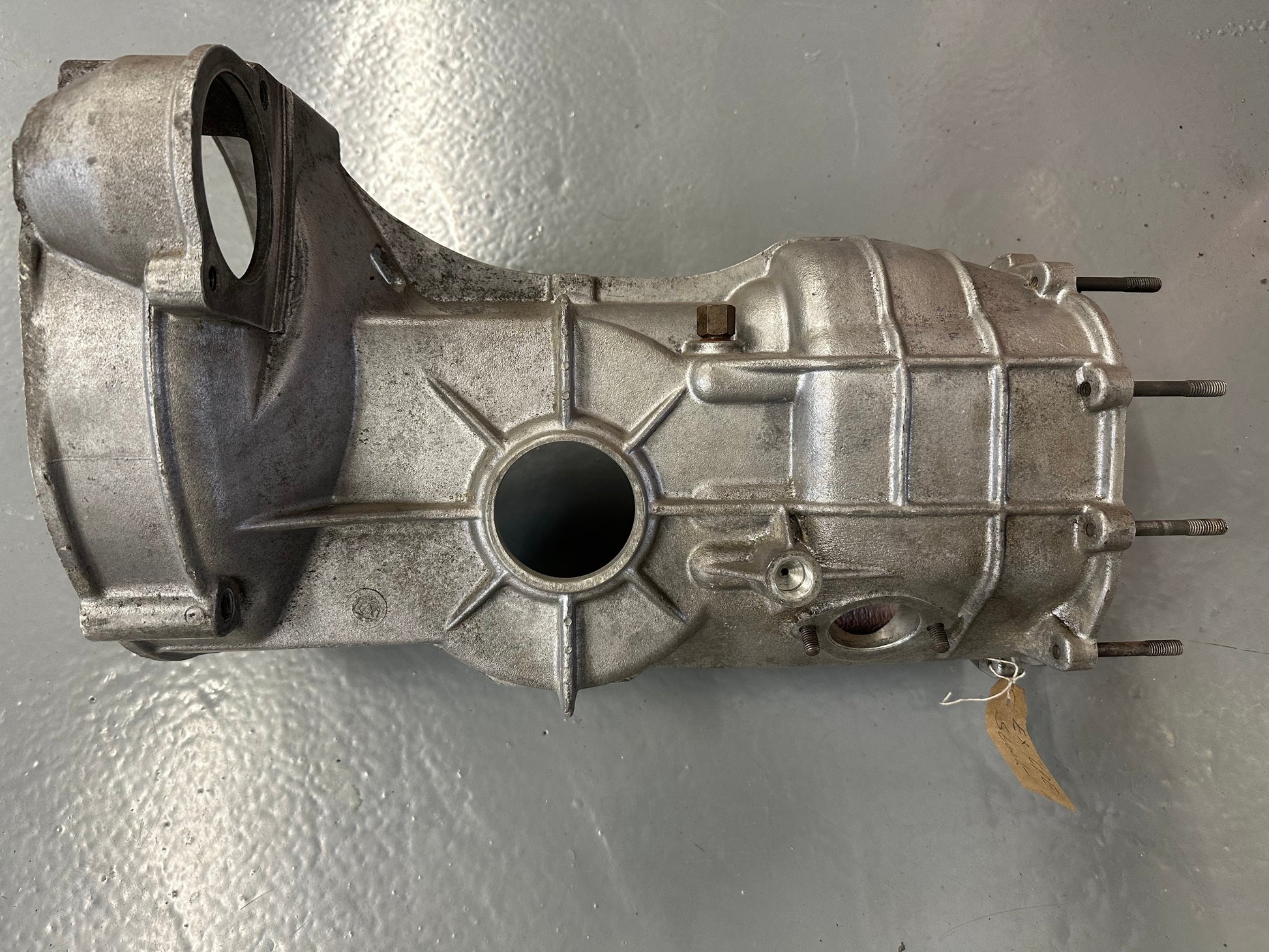 Porsche type 902.02 5-speed gearbox casing for 1968 MY 912 coupe