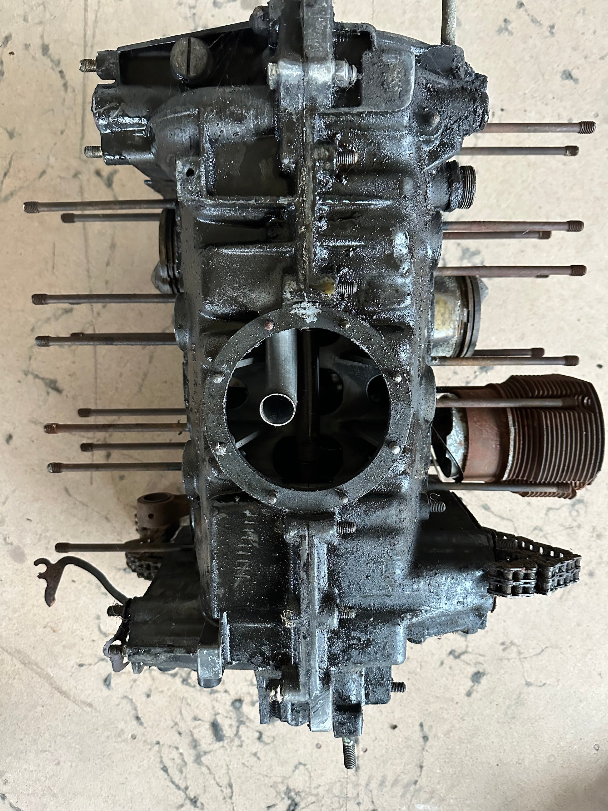 Porsche type 911/91 bottom end engine for 911 F-model 2.4l (1973 MY / CIS)