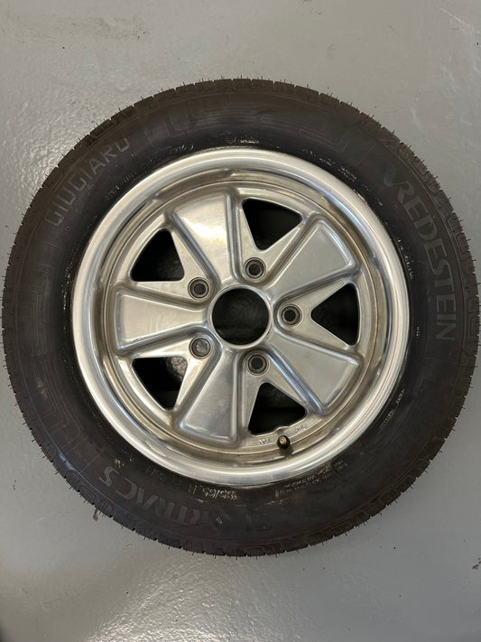 Replica Fuchs 5.5J x 15” forged alloy rim with Vredestein Sportrac 5 tyre