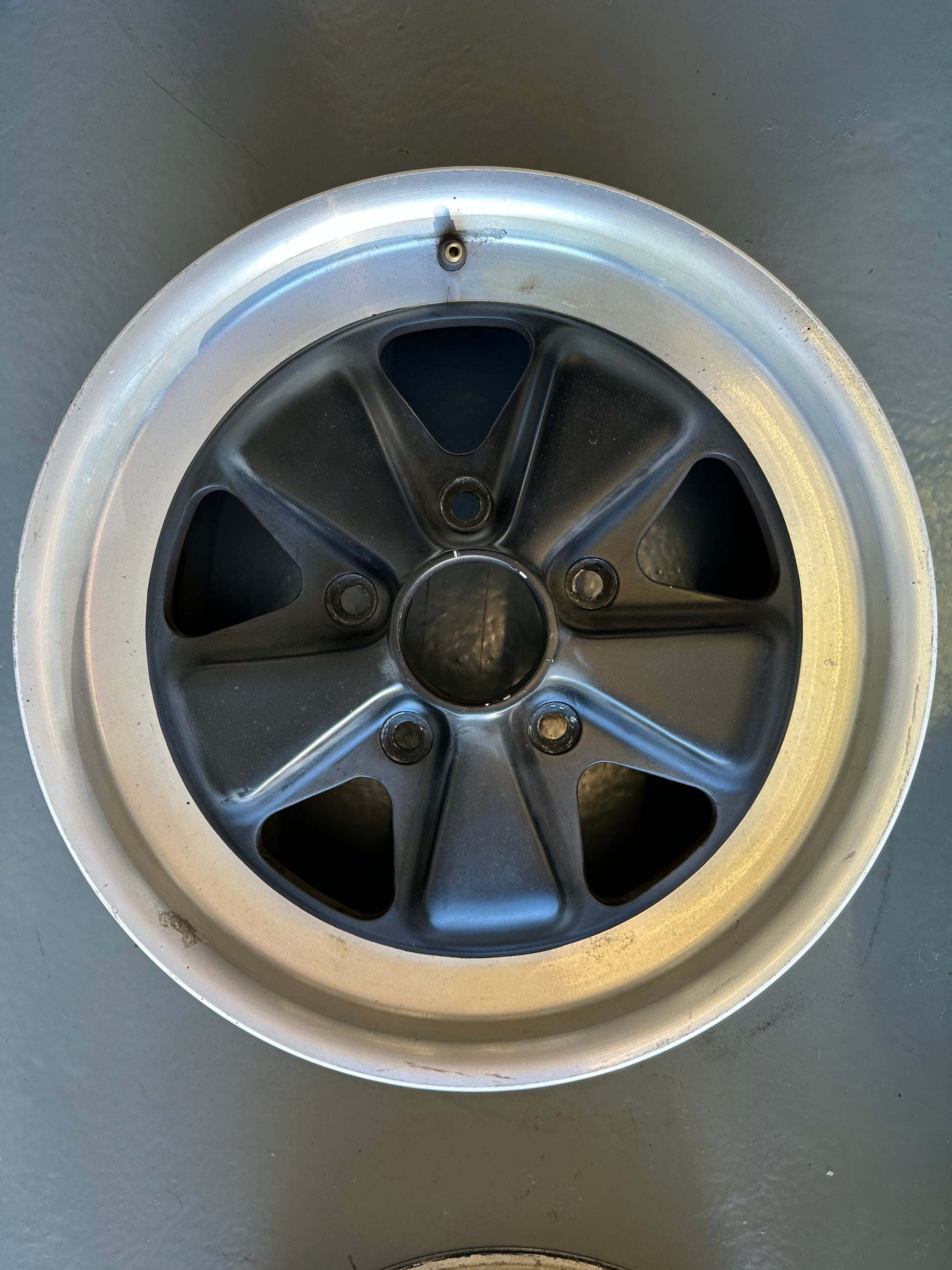 Set of 4 genuine Porsche 6J & 7J x 16 Fuchs for Porsche 911 (G-model) 1978-83, p/n 911.361.020.43 (6J), p/n 911.361.020.44 (7J)