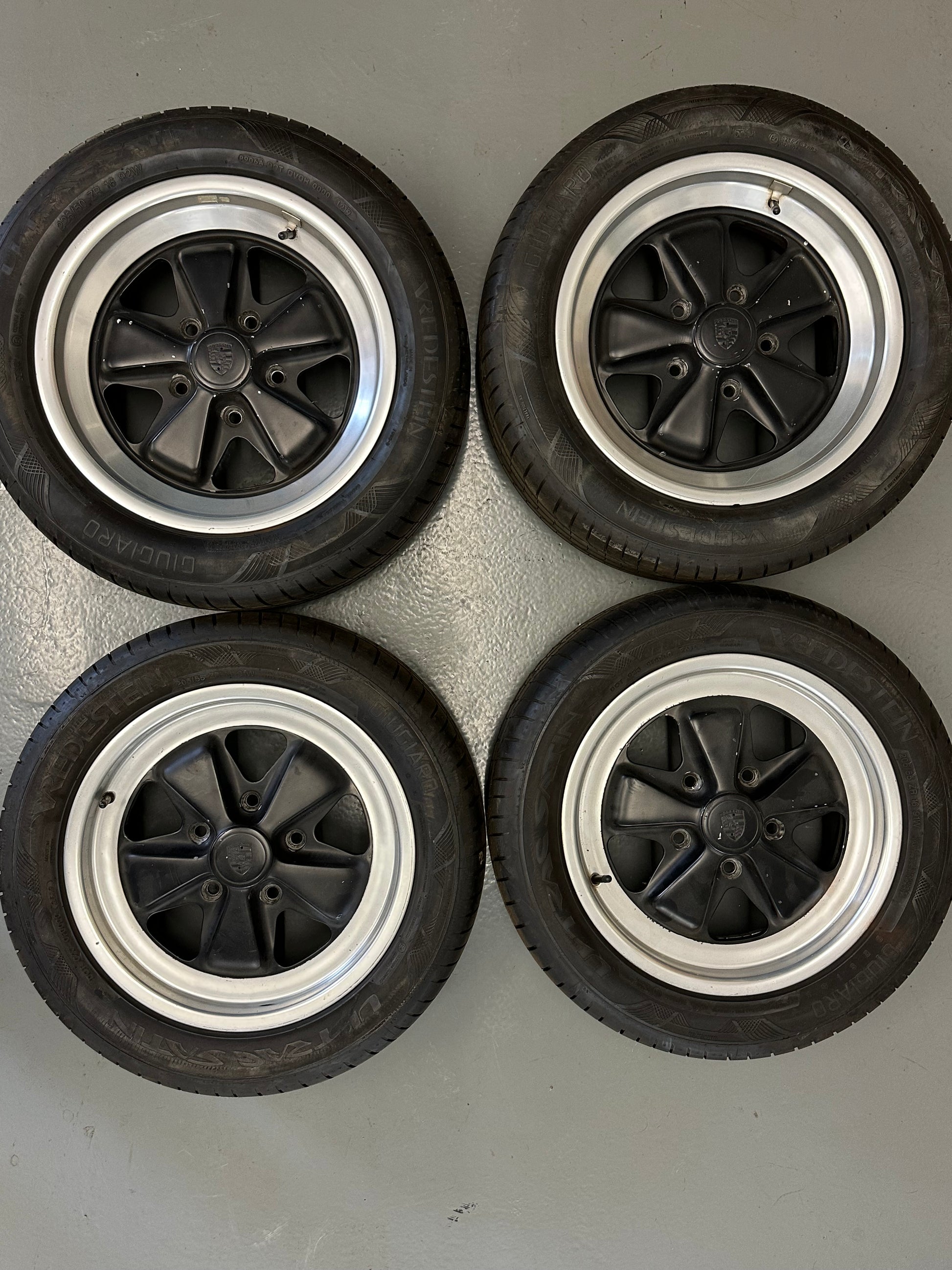 Set of 4 genuine Porsche 6J & 7J x 16" Fuchs rims for Porsche 911/930 (G-model) SC / 3.0l Carrera 1978-83 with hub caps & Vredenstein Ultrac Satin tyres, p/n 911.361.020.43 & 911.361.020.44