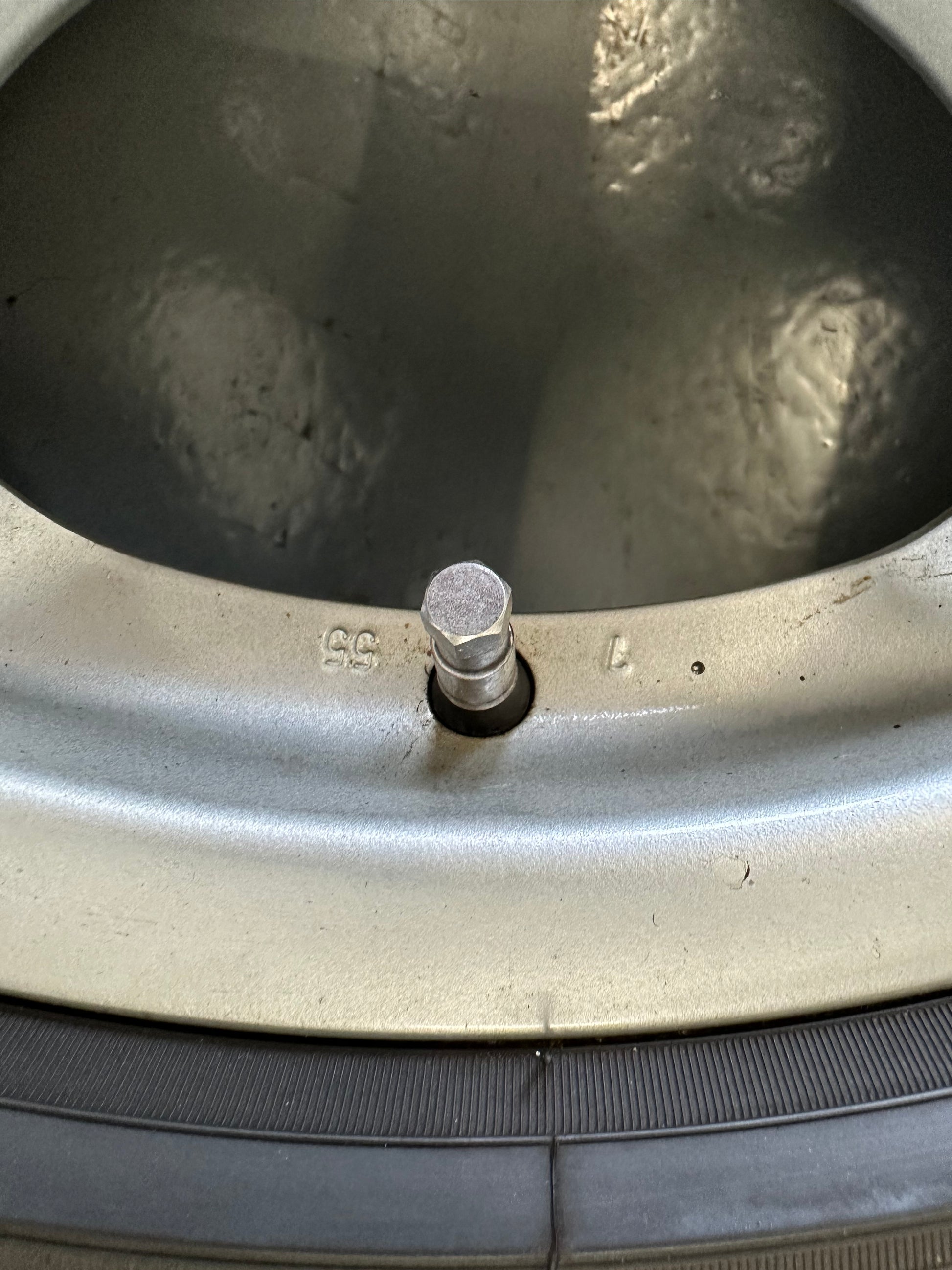 Set of genuine Porsche 7J x 17" & 8J x17" Cup 1 alloy rims