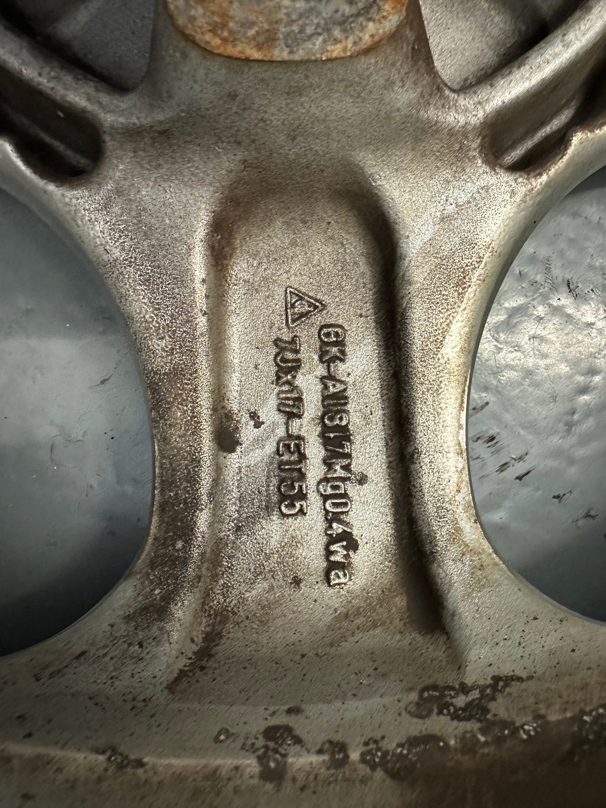 Set of genuine Porsche 7J x 17" & 8J x17" Cup 1 alloy rims